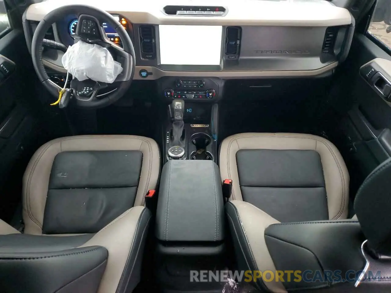 8 Фотография поврежденного автомобиля 1FMEE2BP2RLA72211 FORD BRONCO WIL 2024