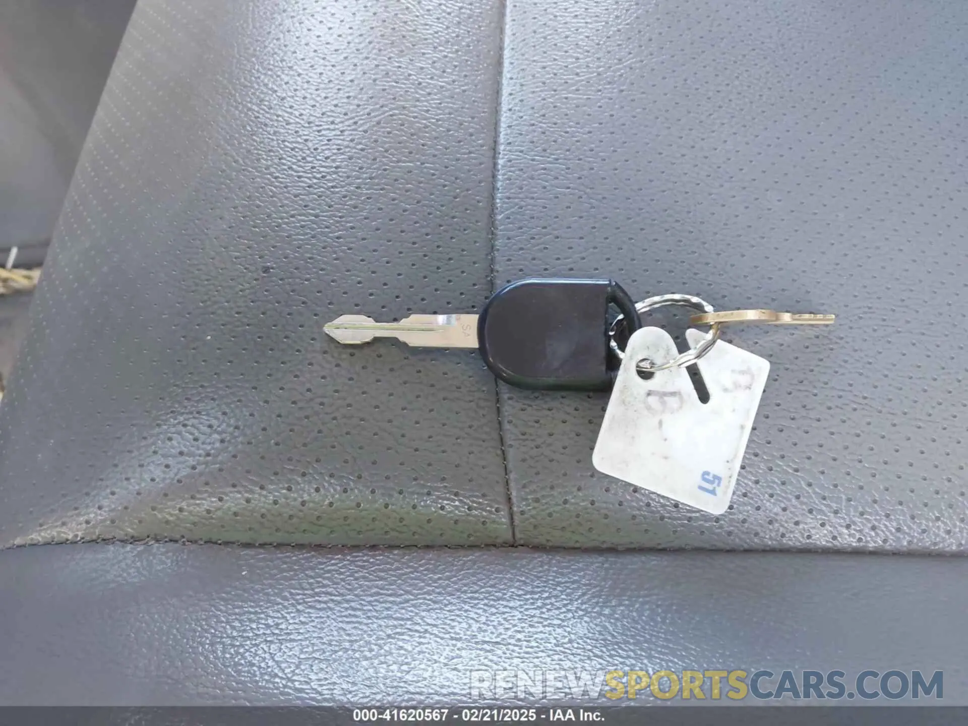10 Photograph of a damaged car 1FDWE3FS9KDC02543 FORD E-350 CUTAWAY 2019