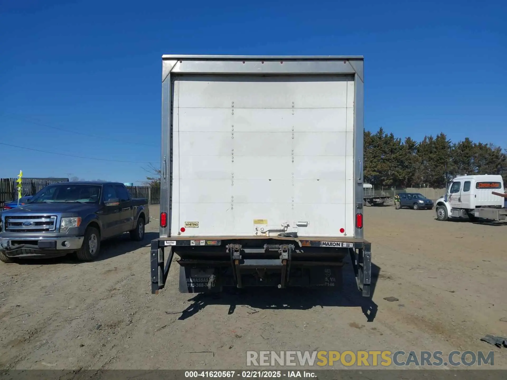 15 Photograph of a damaged car 1FDWE3FS9KDC02543 FORD E-350 CUTAWAY 2019