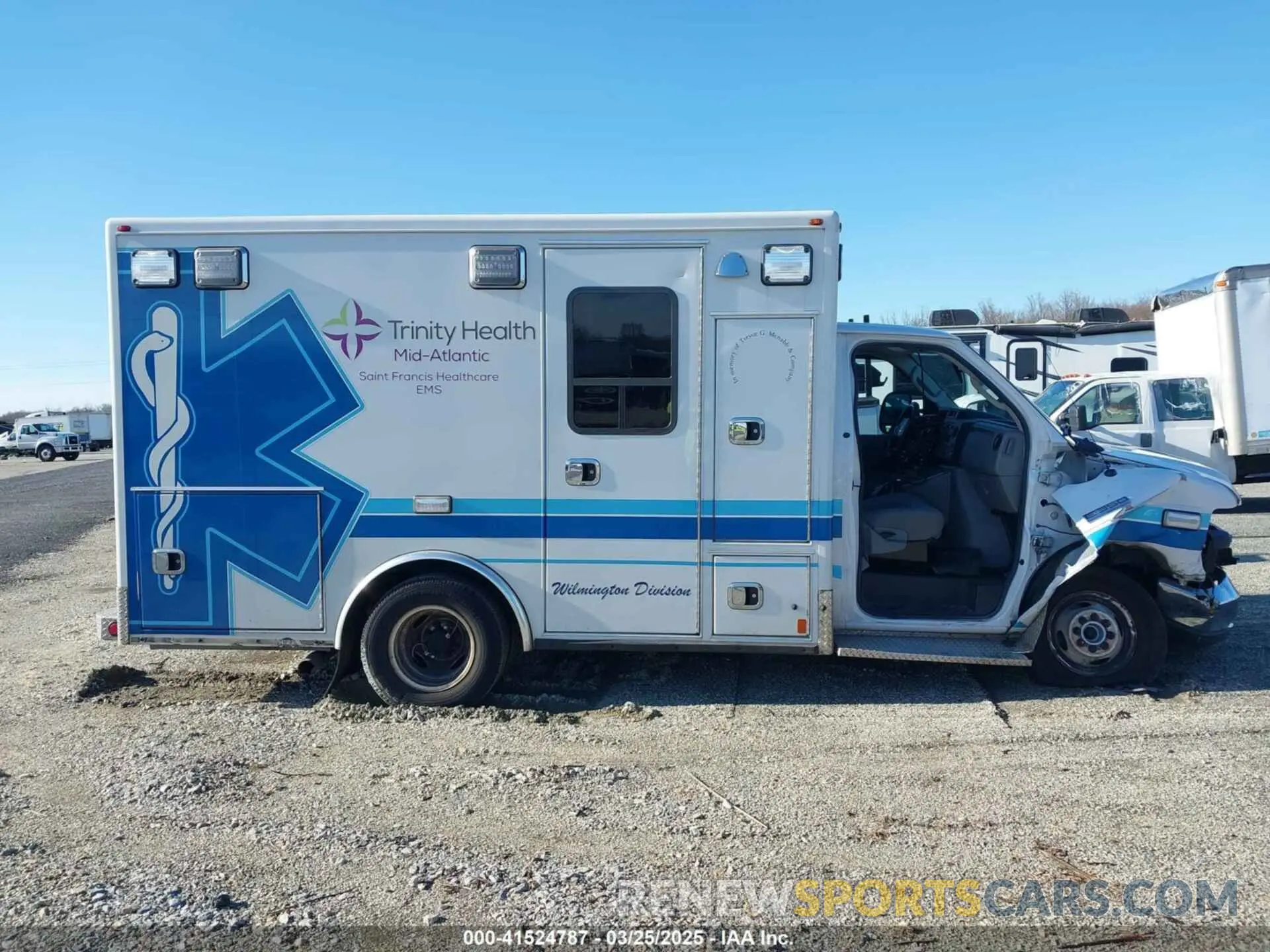 14 Photograph of a damaged car 1FDWE3FN1MDC01268 FORD E-350 CUTAWAY 2021