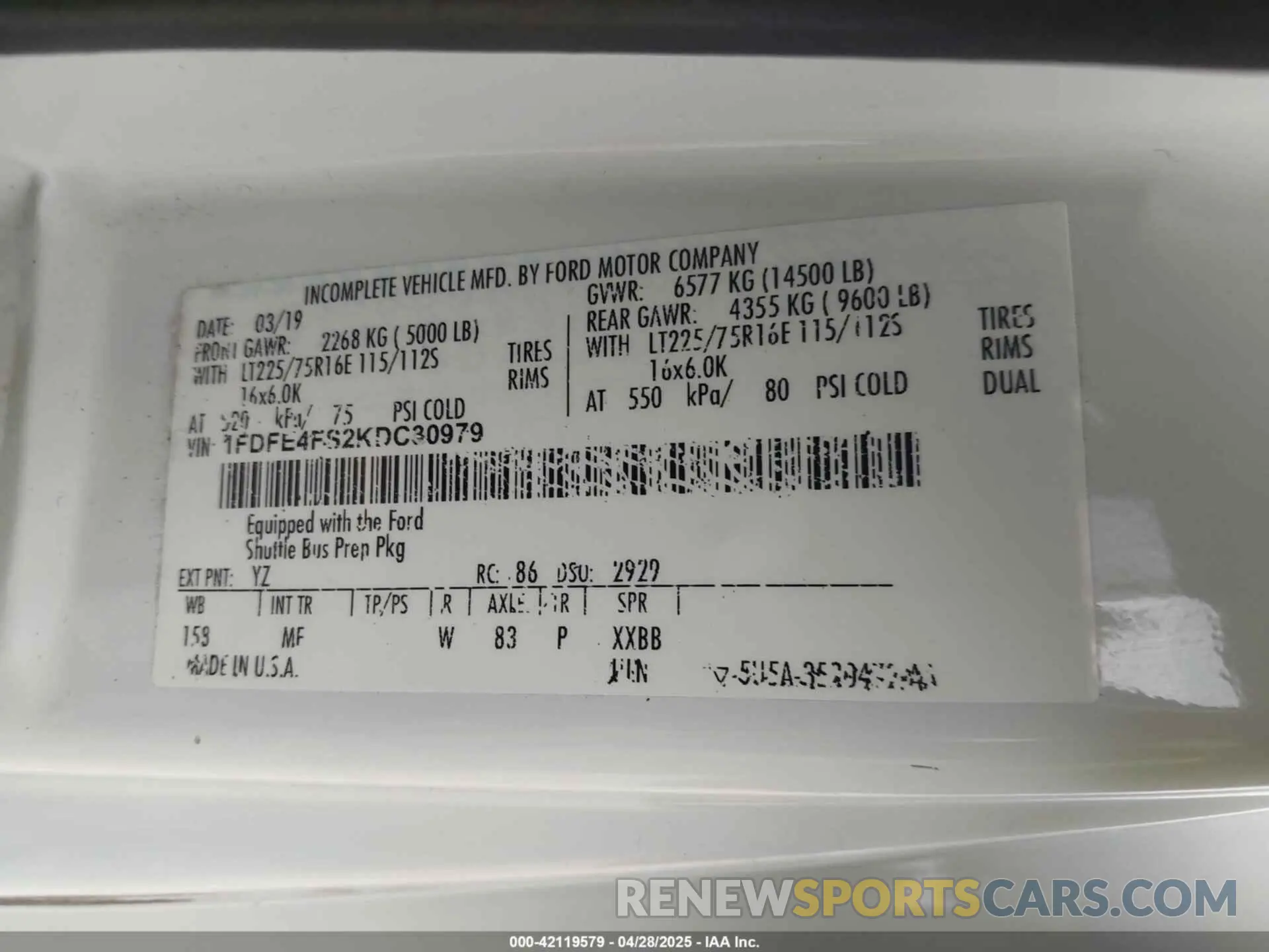 8 Photograph of a damaged car 1FDFE4FS2KDC30979 FORD E-450 CUTAWAY 2019