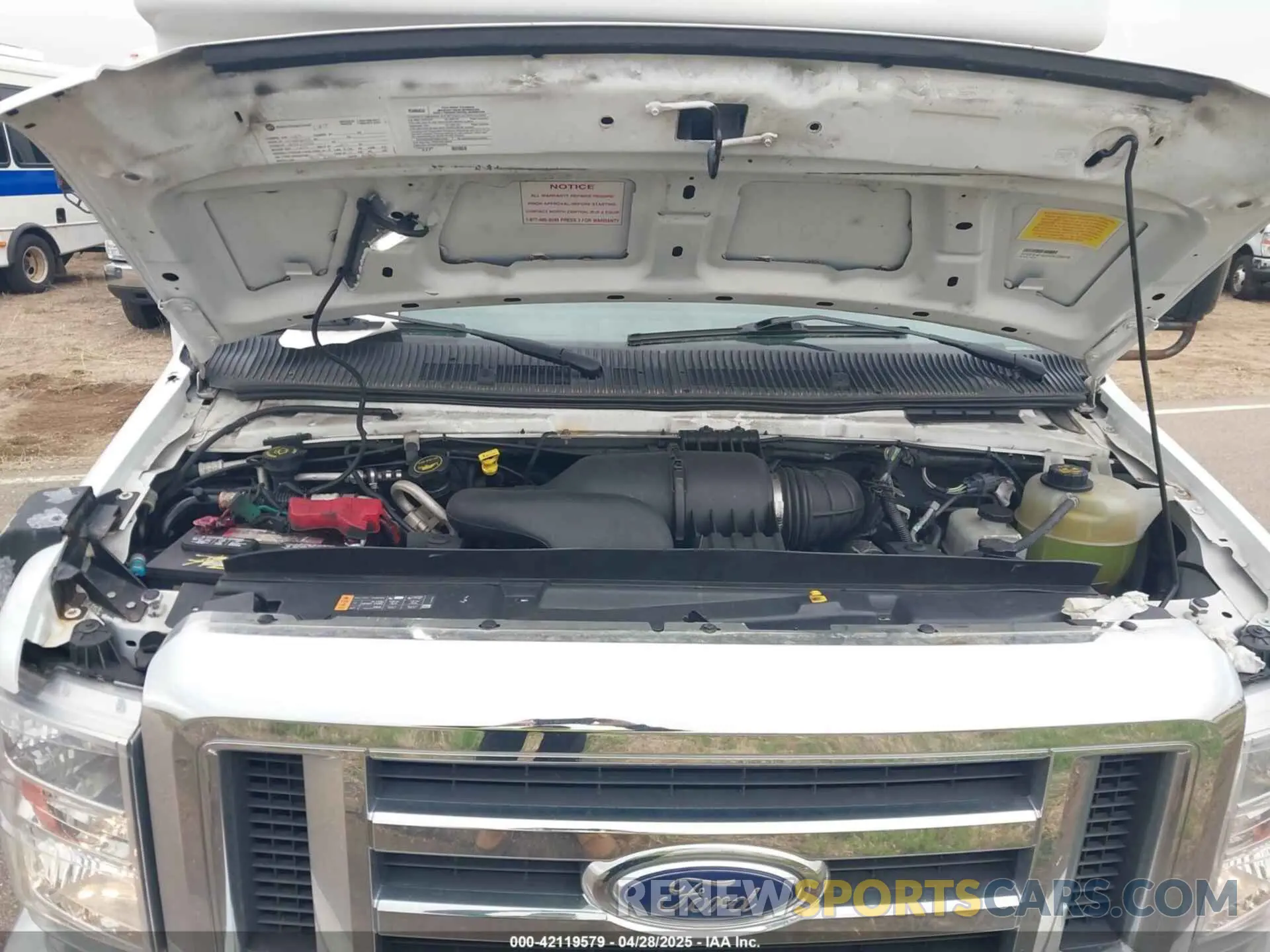 9 Photograph of a damaged car 1FDFE4FS2KDC30979 FORD E-450 CUTAWAY 2019
