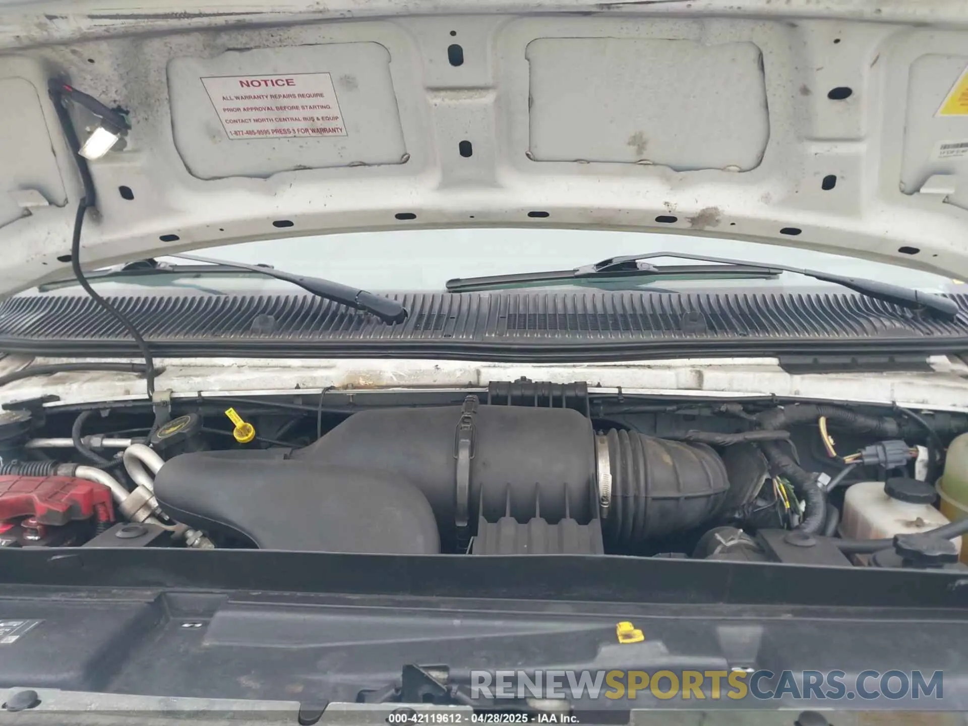 9 Photograph of a damaged car 1FDFE4FS2KDC56143 FORD E-450 CUTAWAY 2019