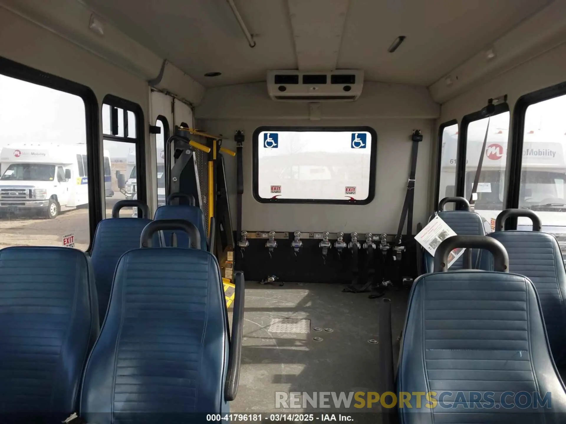 6 Фотография поврежденного автомобиля 1FDFE4FS7KDC32033 FORD E-450 CUTAWAY 2019