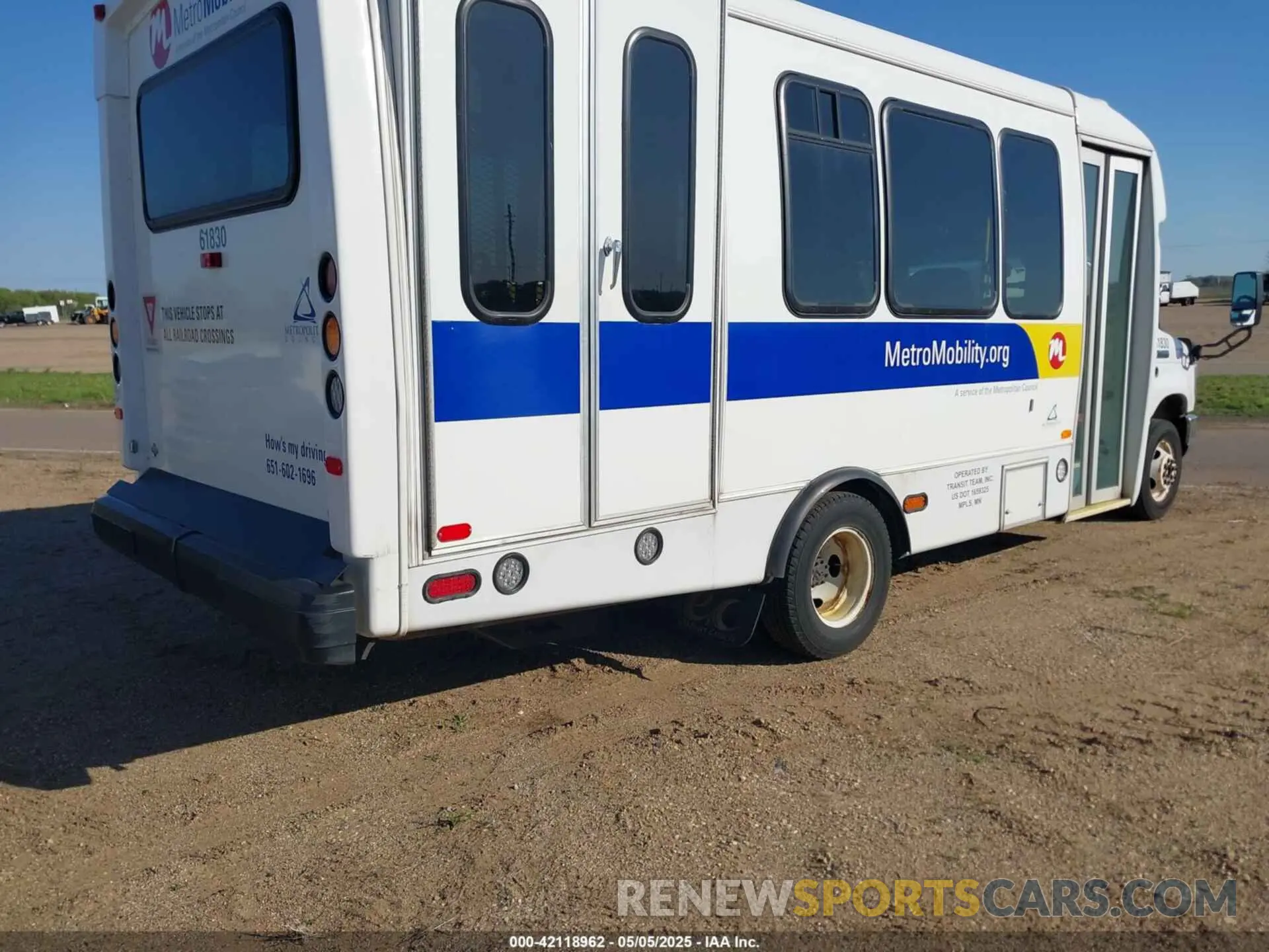4 Фотография поврежденного автомобиля 1FDFE4FS7KDC56168 FORD E-450 CUTAWAY 2019