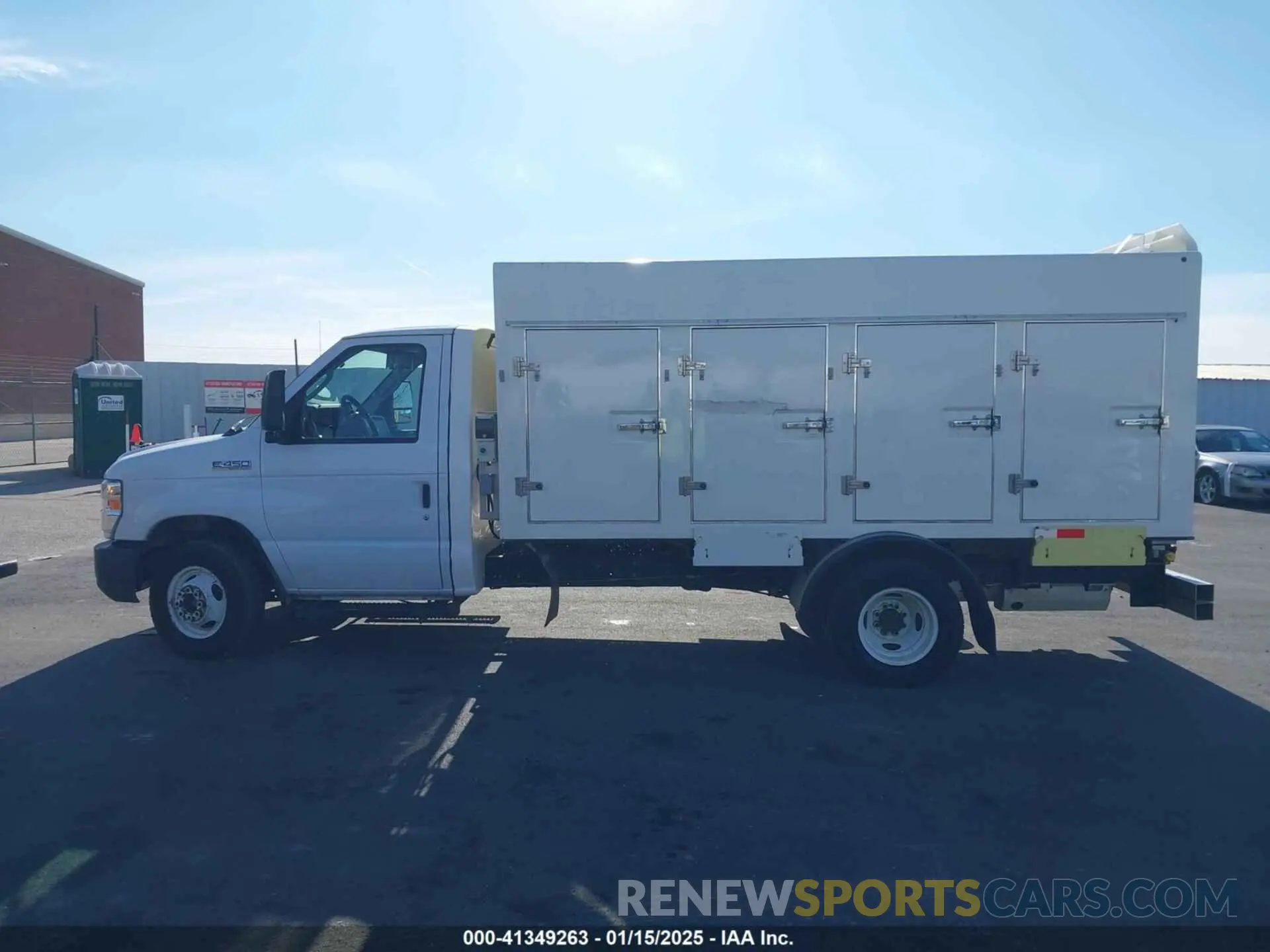 14 Photograph of a damaged car 1FDXE4FS4KDC19308 FORD E-450 CUTAWAY 2019