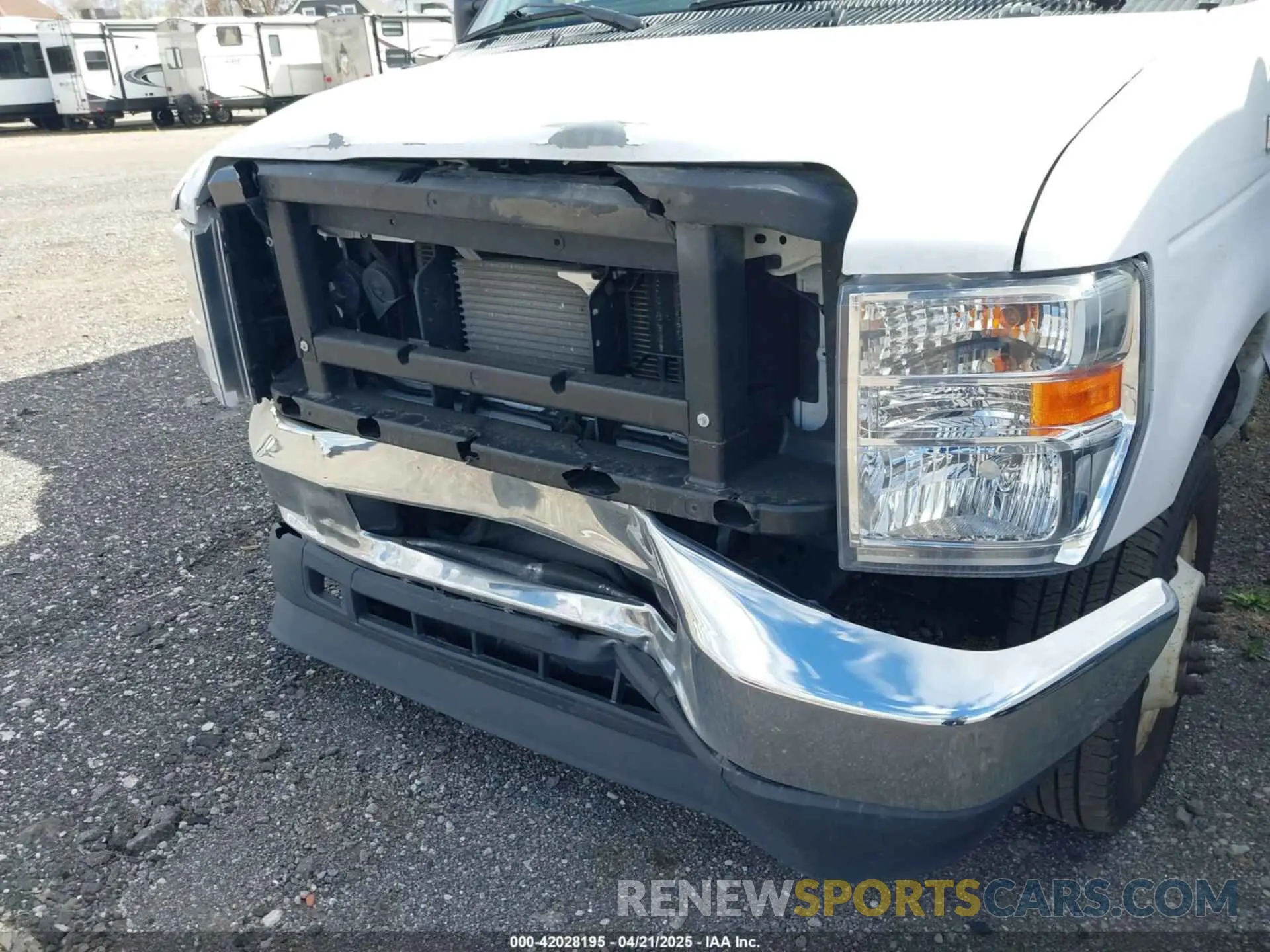 11 Photograph of a damaged car 1FDXE4FN5MDC25793 FORD E-450 CUTAWAY 2021
