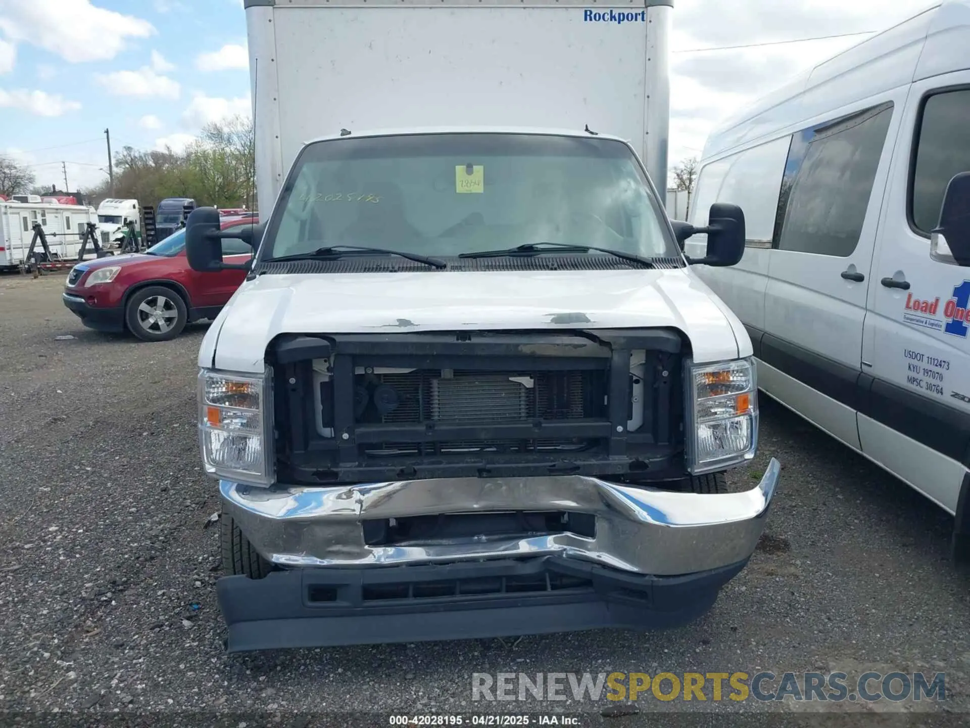 13 Photograph of a damaged car 1FDXE4FN5MDC25793 FORD E-450 CUTAWAY 2021