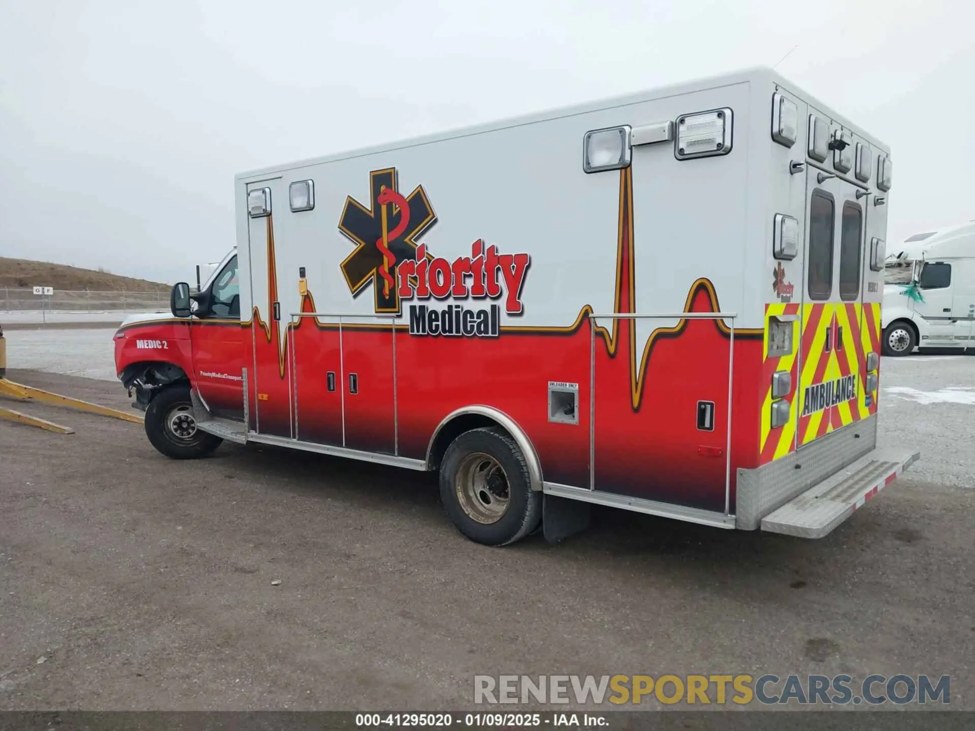 3 Photograph of a damaged car 1FDXE4FN2NDC16129 FORD E-450 CUTAWAY 2022