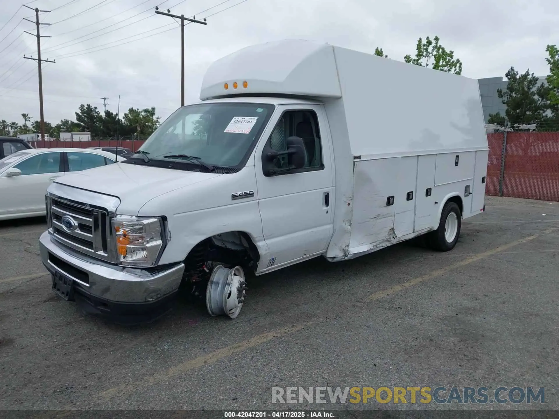 2 Фотография поврежденного автомобиля 1FDXE4FN9PDD25321 FORD E-450 CUTAWAY 2023