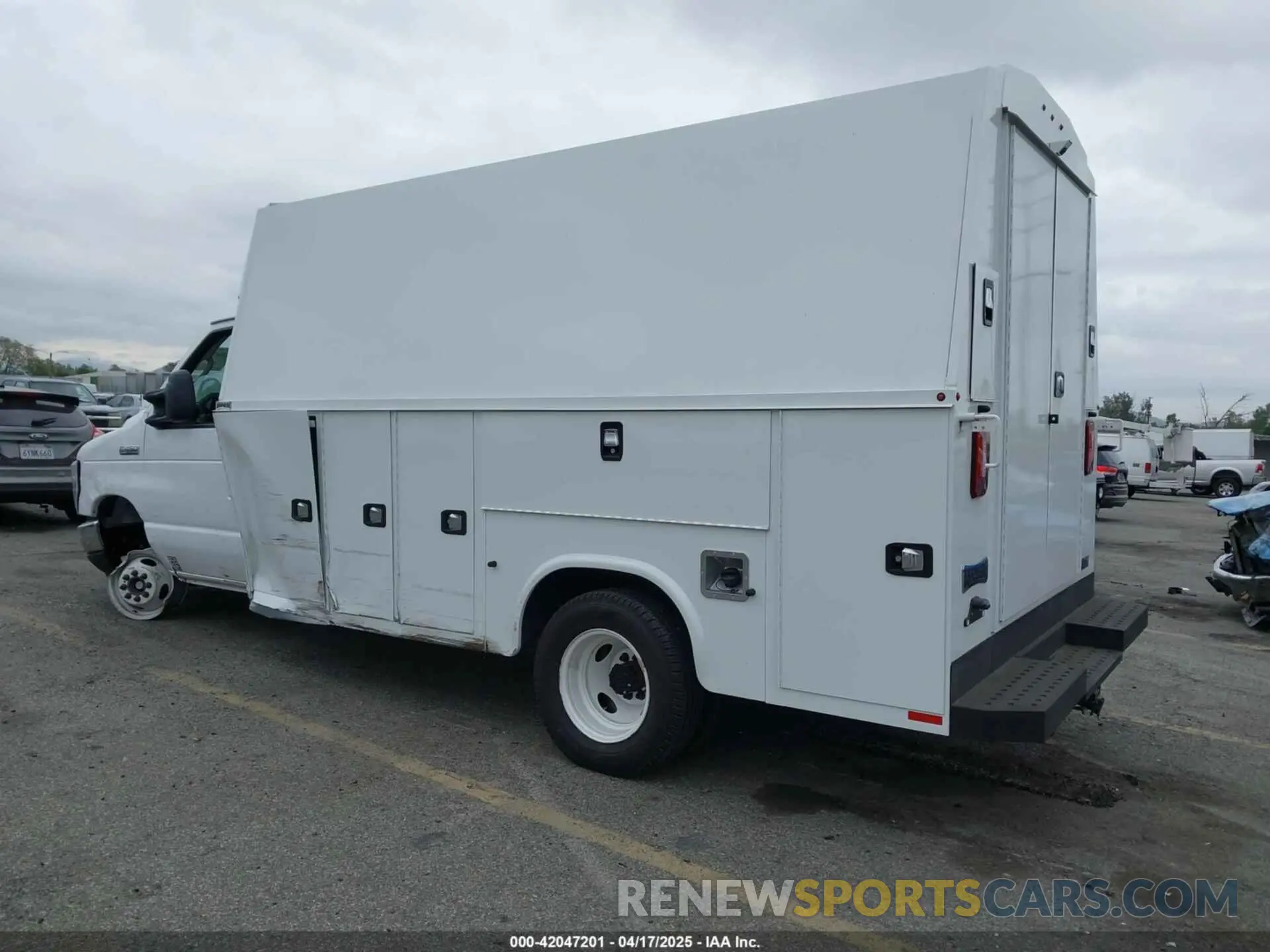 3 Фотография поврежденного автомобиля 1FDXE4FN9PDD25321 FORD E-450 CUTAWAY 2023