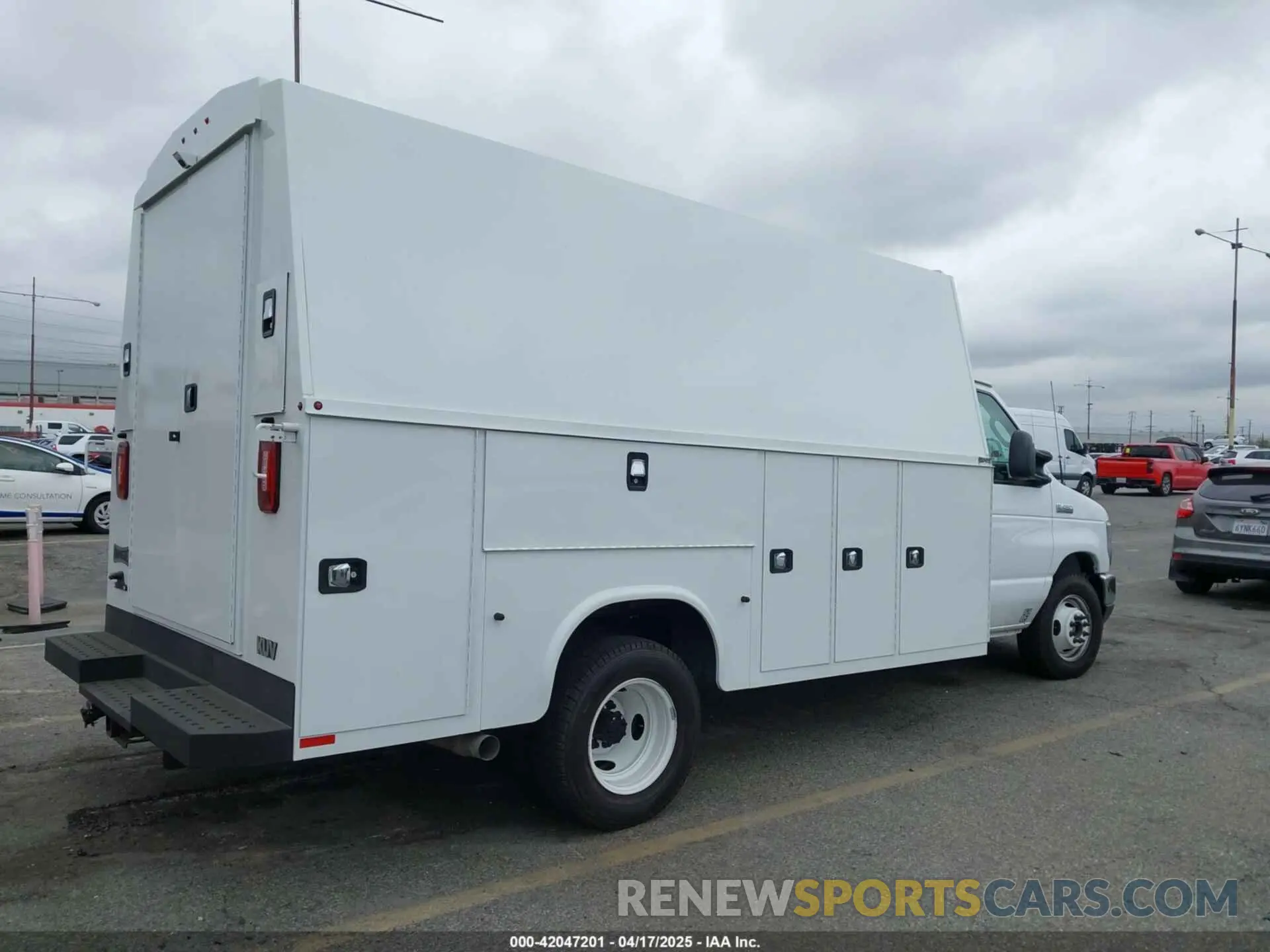 4 Фотография поврежденного автомобиля 1FDXE4FN9PDD25321 FORD E-450 CUTAWAY 2023