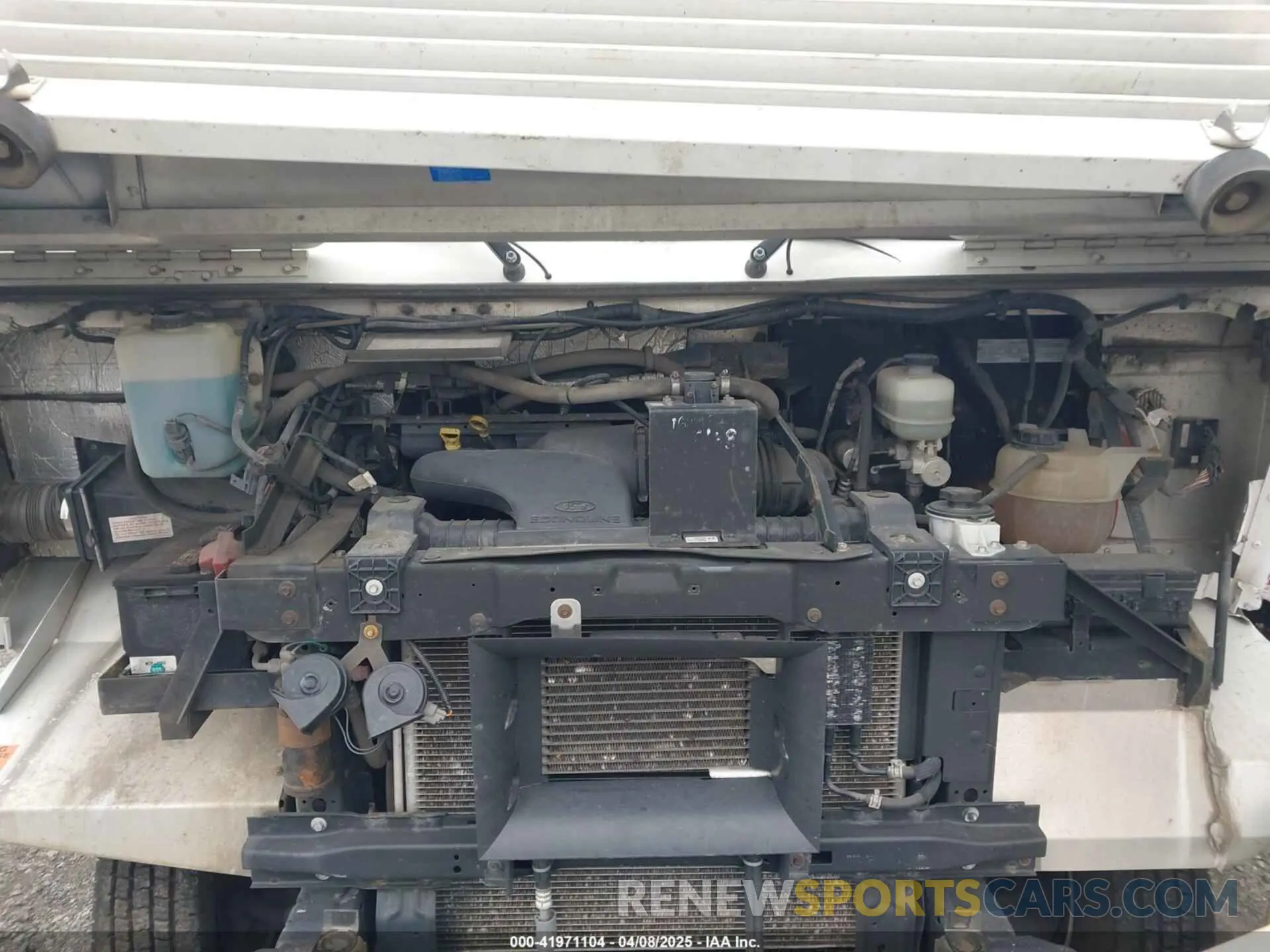 9 Фотография поврежденного автомобиля 1FC3E4K65KDC13108 FORD E-450 STRIPPED 2019