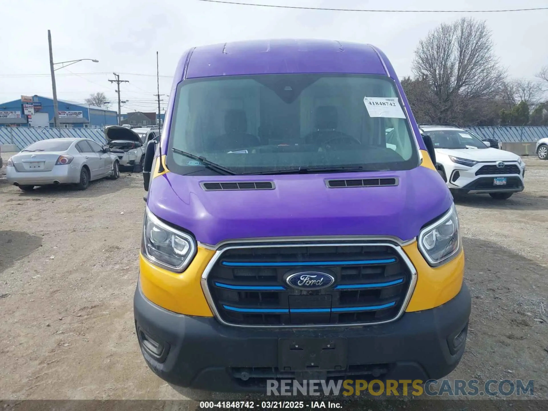 12 Photograph of a damaged car 1FTBW9CK7NKA13073 FORD E-TRANSIT-350 2022