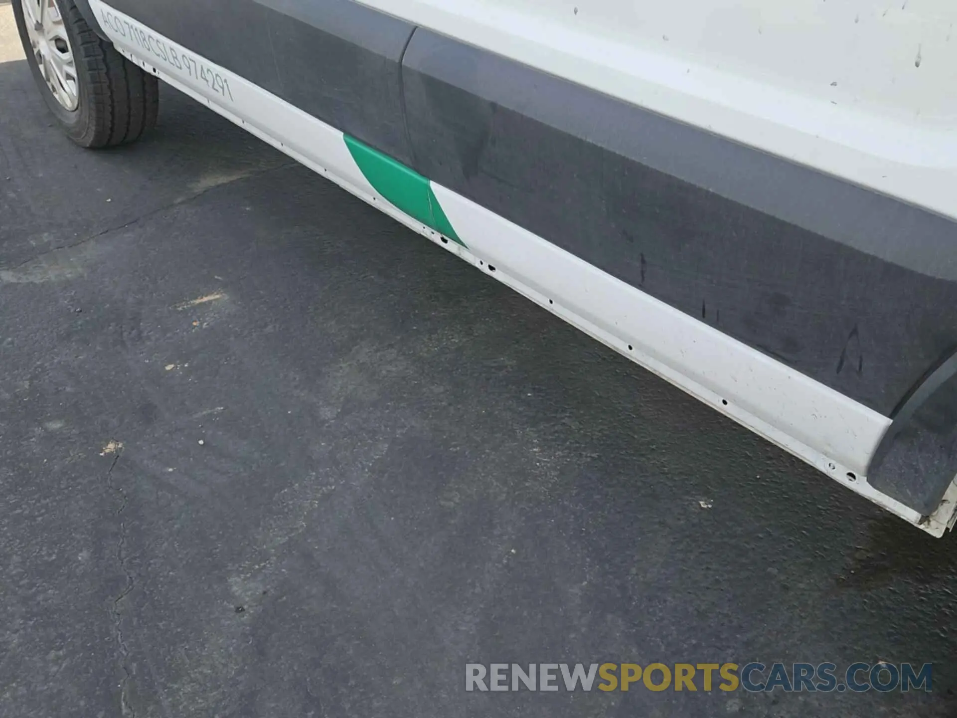 22 Photograph of a damaged car 1FTBW1YKXPKA47909 FORD E-TRANSIT-350 2023