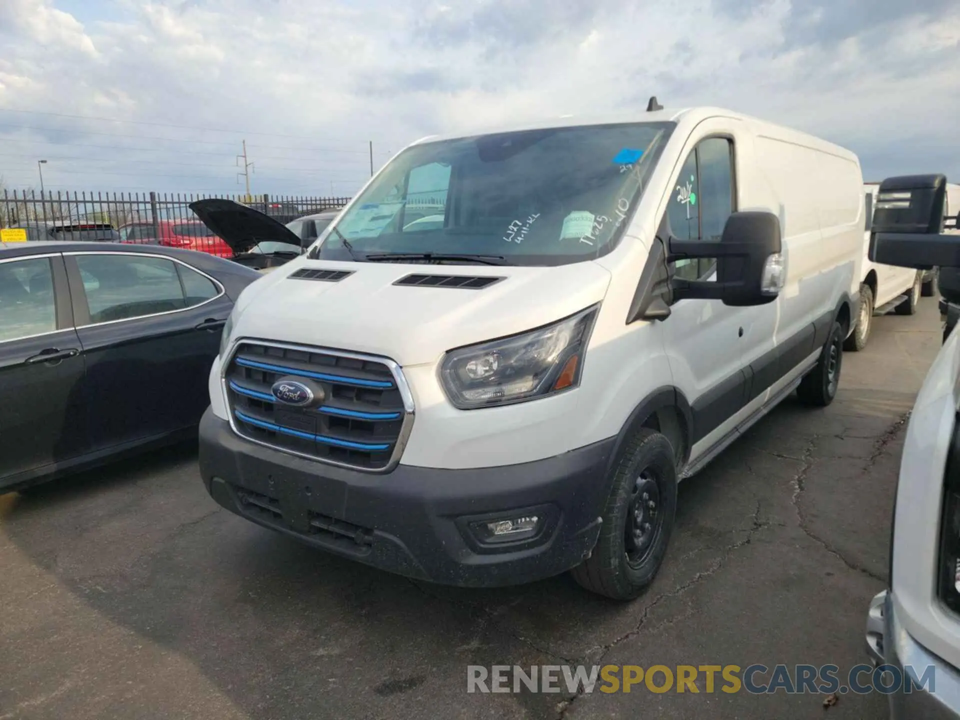 1 Фотография поврежденного автомобиля 1FTBW1YM6SKA13055 FORD E-TRANSIT-350 2025