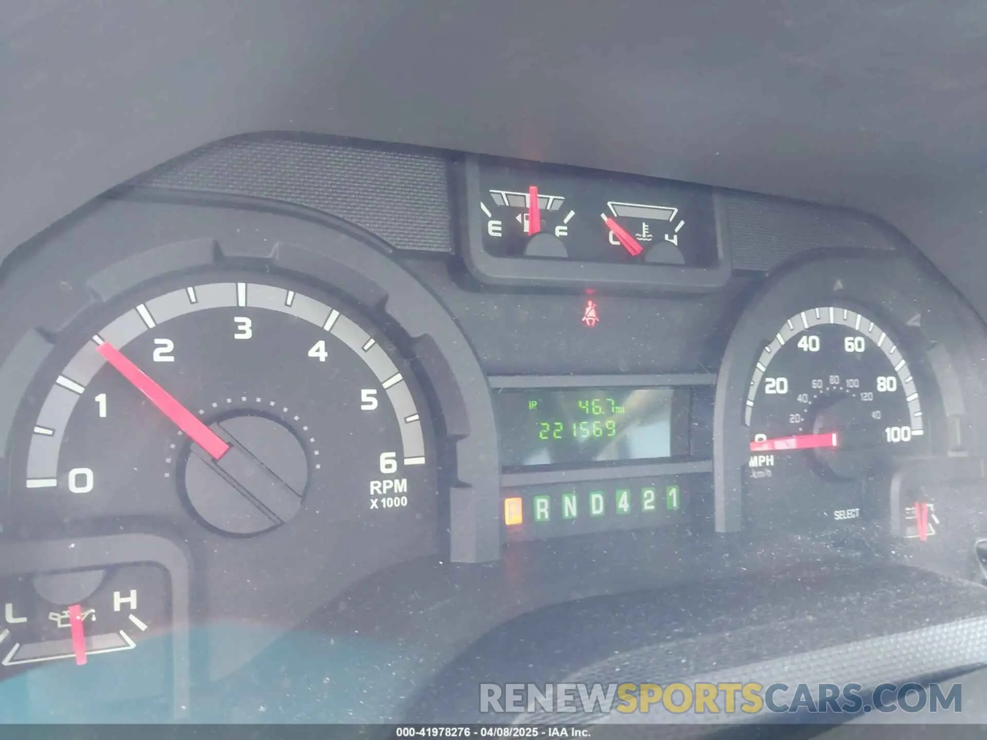 5 Photograph of a damaged car 1FDFE4FS9KDC32051 FORD ECONOLINE 2019