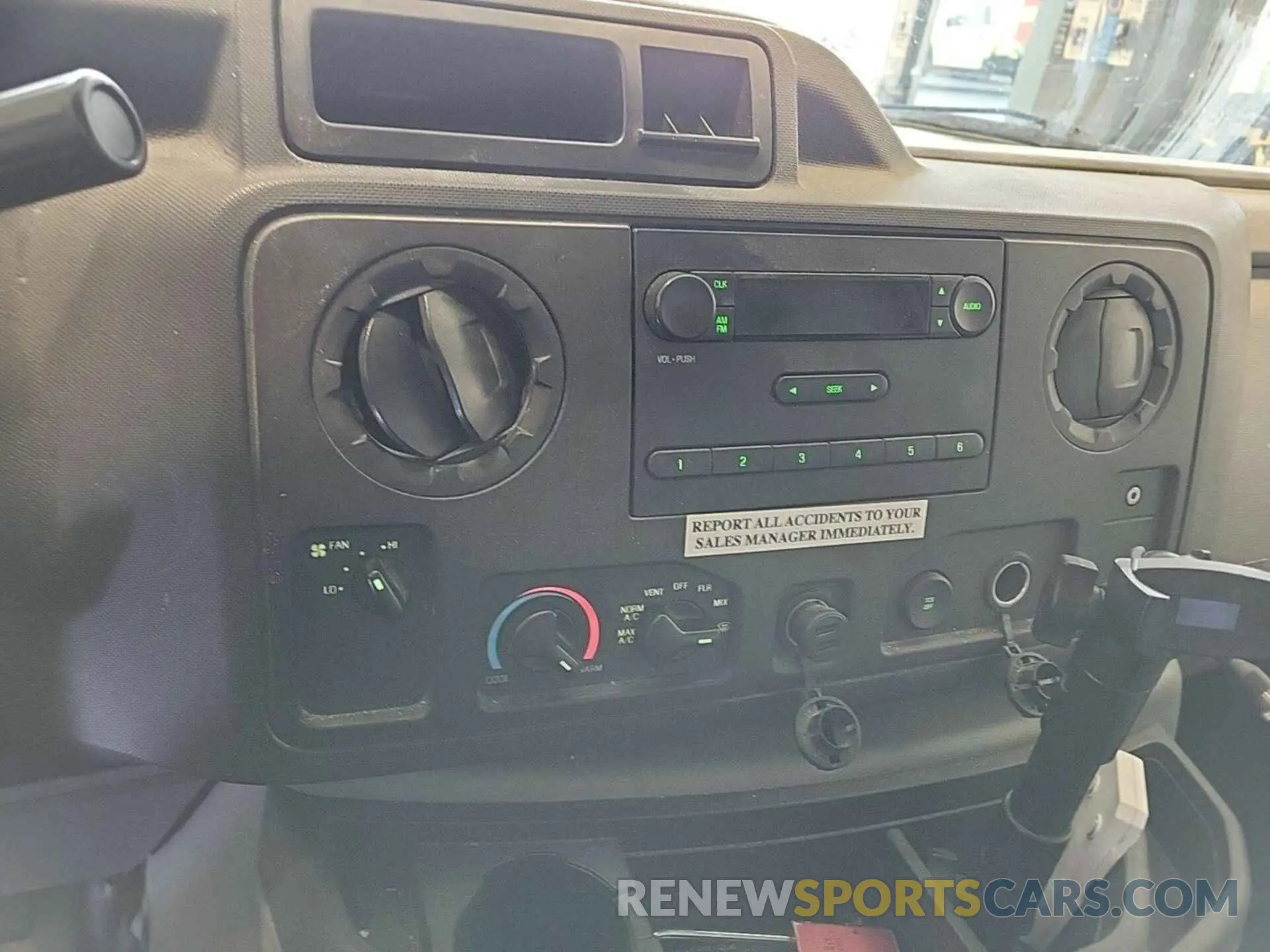 8 Фотография поврежденного автомобиля 1FDXE4FS6KDC07788 FORD ECONOLINE 2019