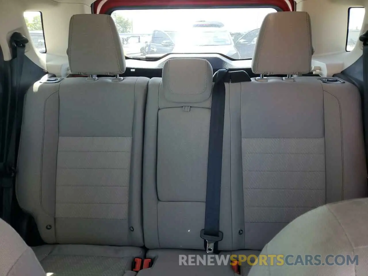 10 Фотография поврежденного автомобиля MAJ3S2FE0KC305723 FORD ECOSPORT 2019
