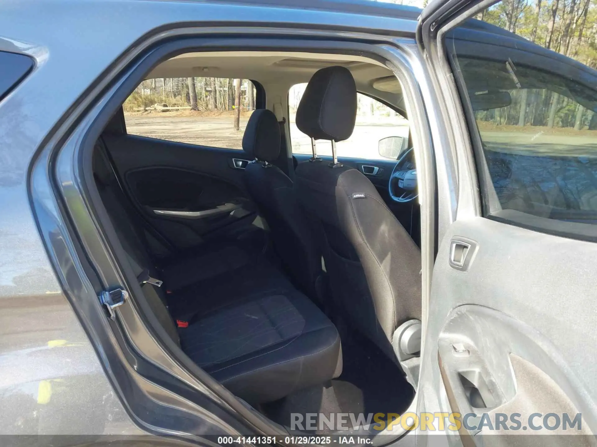 8 Фотография поврежденного автомобиля MAJ3S2GE2KC287286 FORD ECOSPORT 2019
