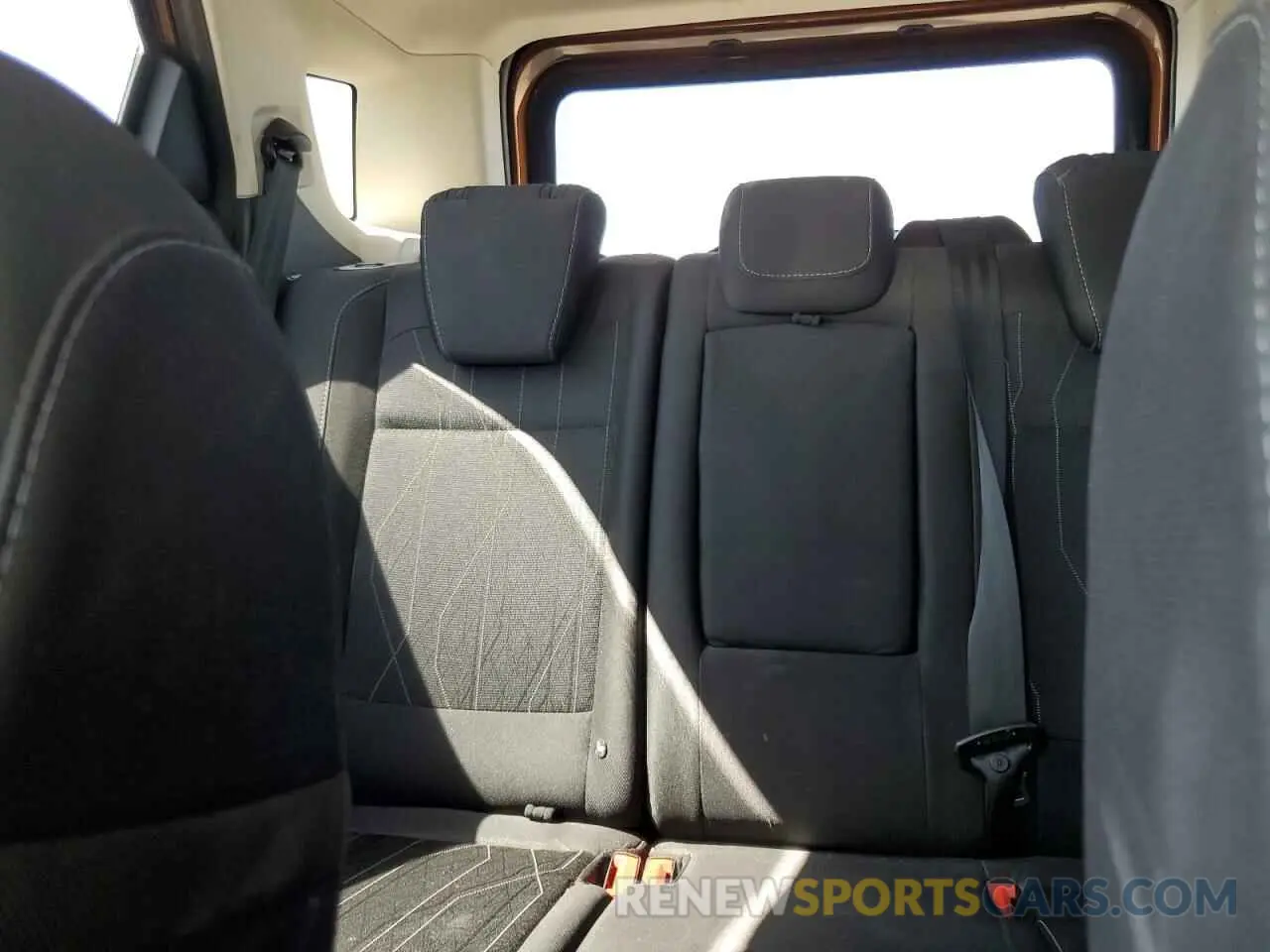 10 Фотография поврежденного автомобиля MAJ3S2GE2KC307245 FORD ECOSPORT 2019