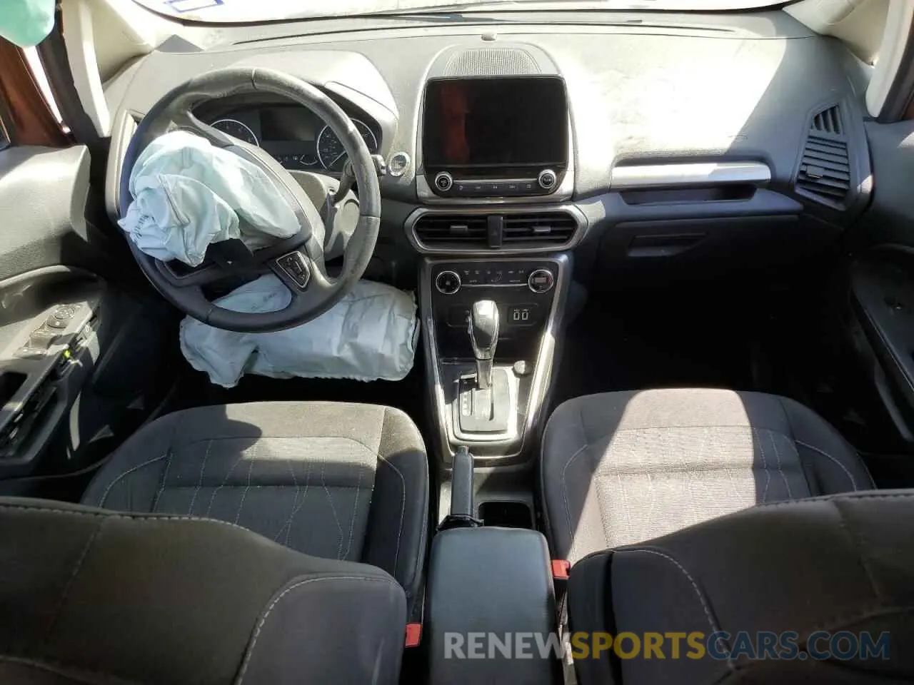 8 Фотография поврежденного автомобиля MAJ3S2GE2KC307245 FORD ECOSPORT 2019
