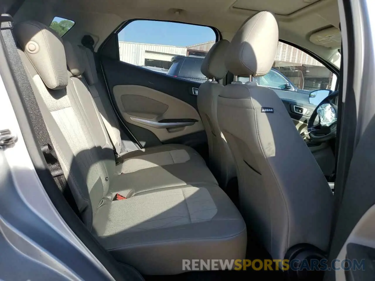 10 Фотография поврежденного автомобиля MAJ3S2GE3KC292688 FORD ECOSPORT 2019