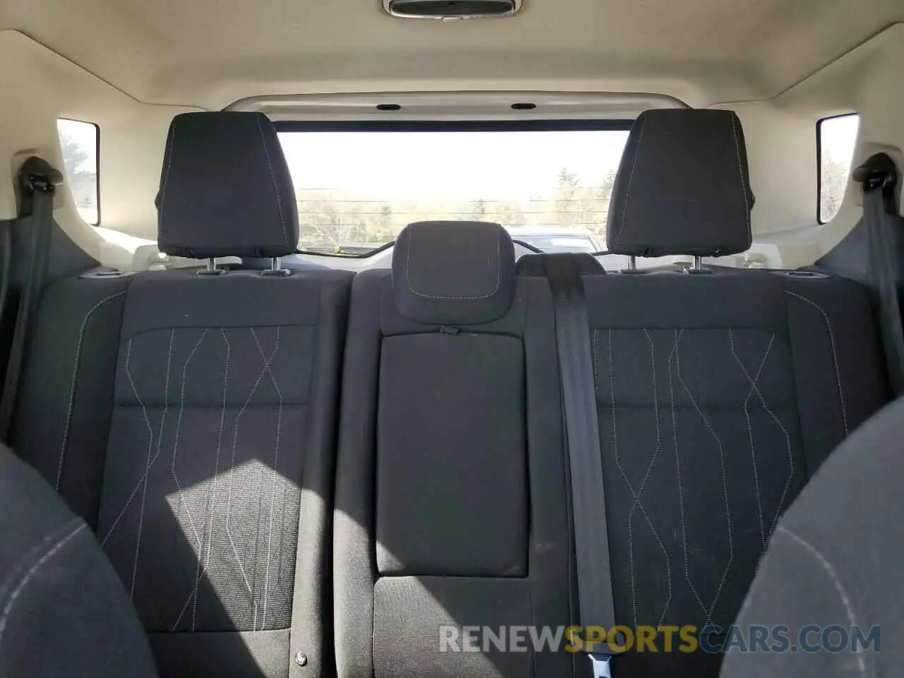 10 Photograph of a damaged car MAJ3S2GE4KC255603 FORD ECOSPORT 2019