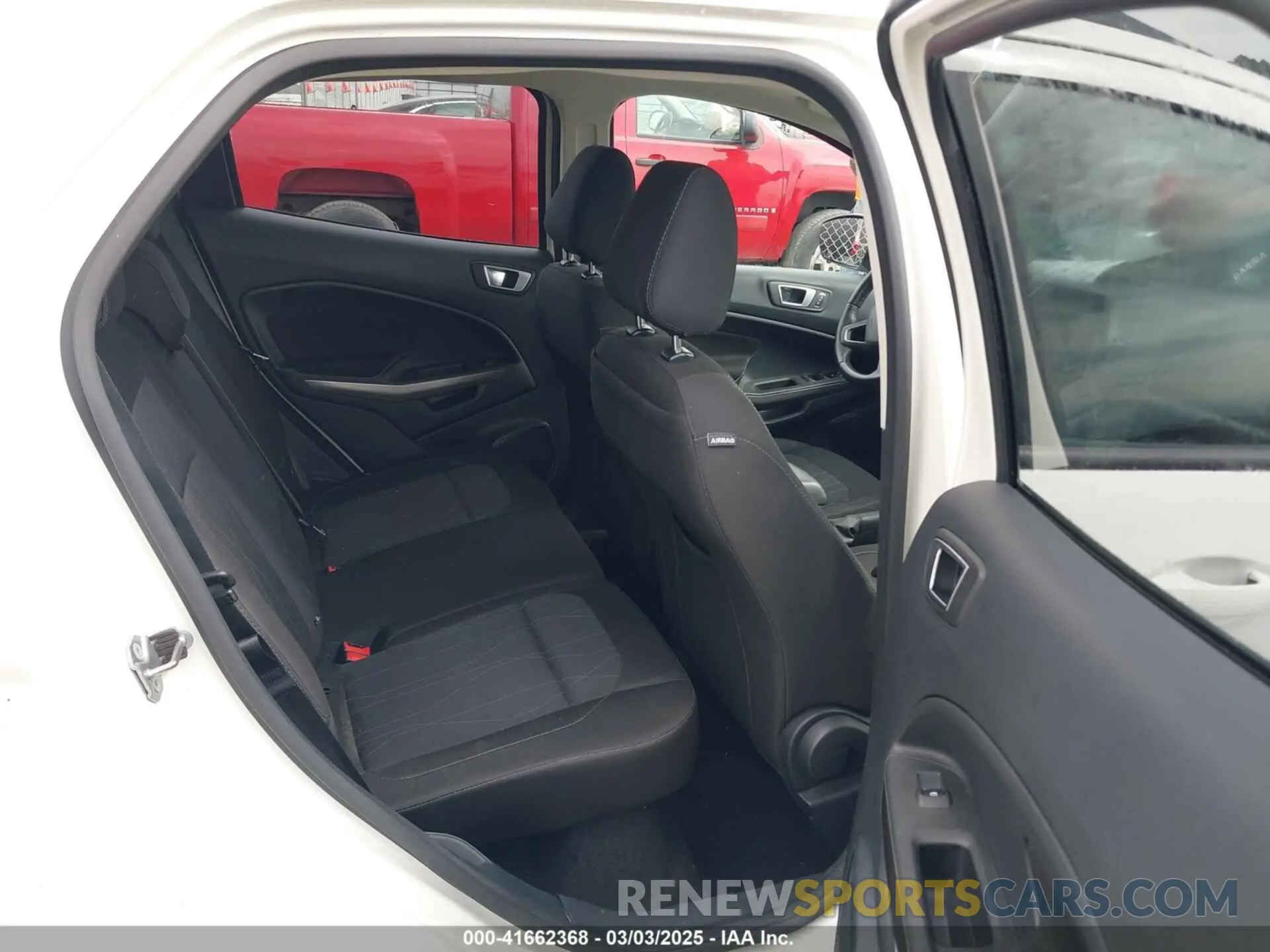 8 Фотография поврежденного автомобиля MAJ3S2GE5KC303920 FORD ECOSPORT 2019