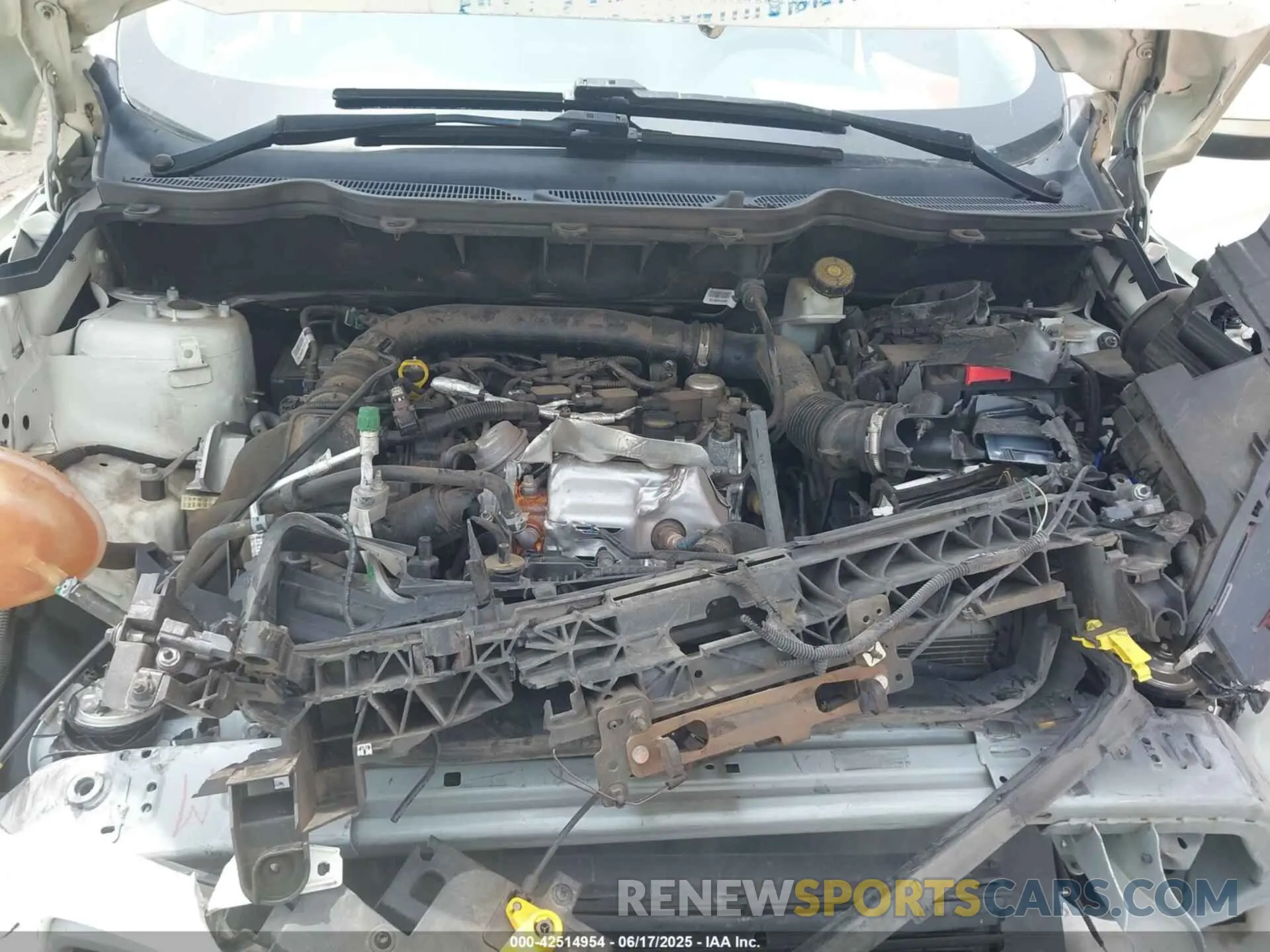 10 Фотография поврежденного автомобиля MAJ3S2GE7KC279748 FORD ECOSPORT 2019