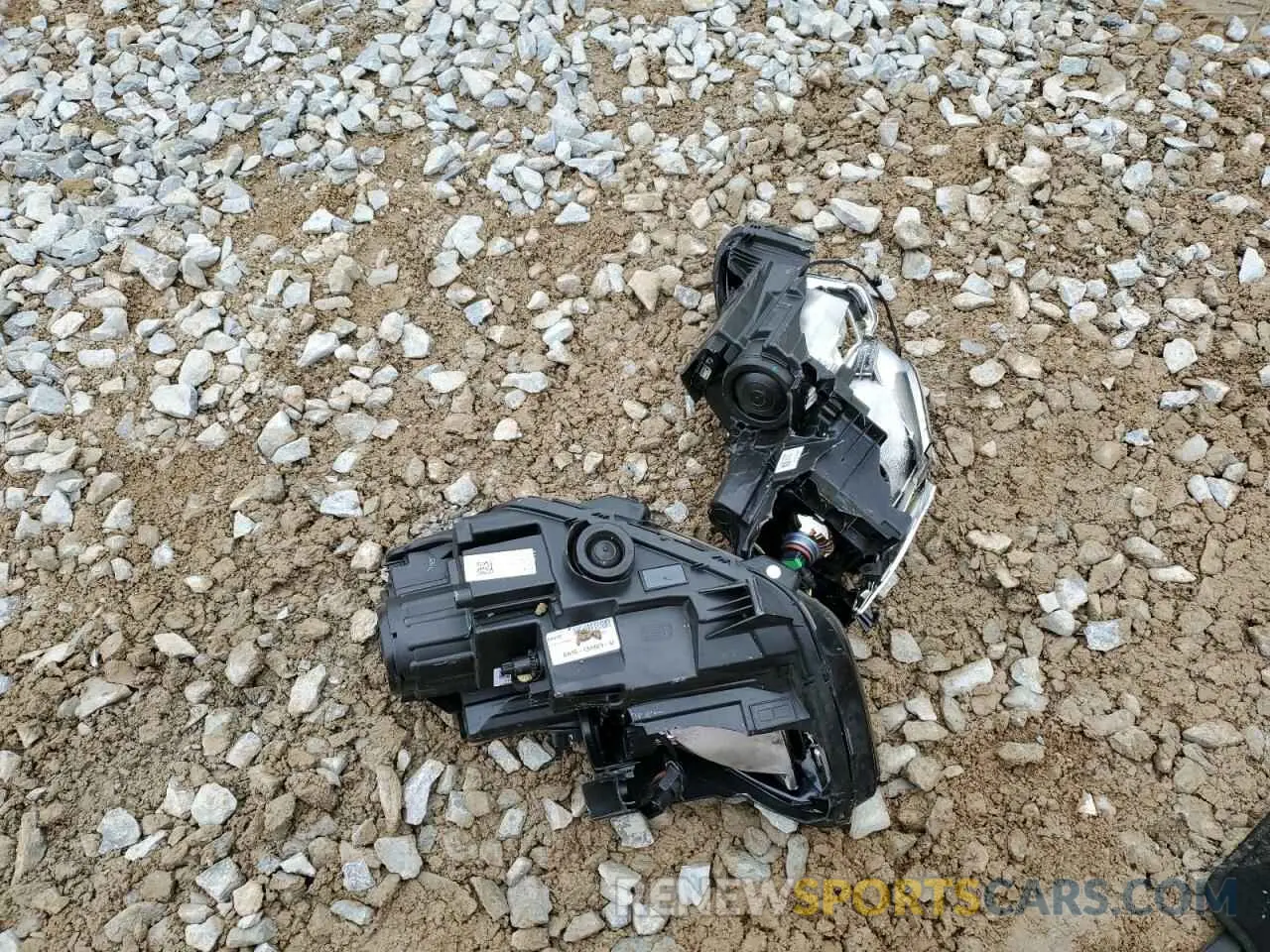 13 Фотография поврежденного автомобиля MAJ3S2GE9KC253281 FORD ECOSPORT 2019