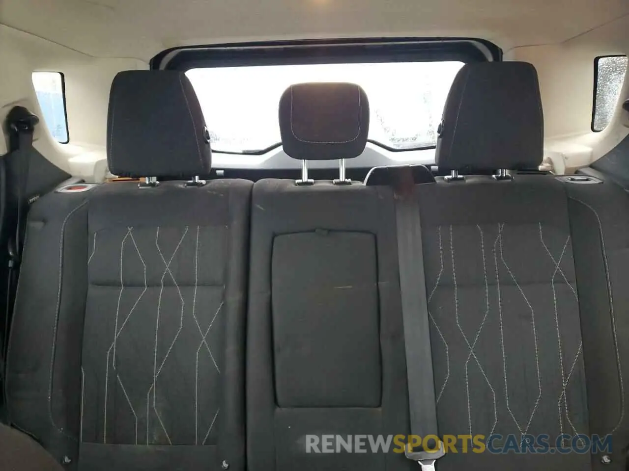 10 Фотография поврежденного автомобиля MAJ3S2GEXKC255413 FORD ECOSPORT 2019