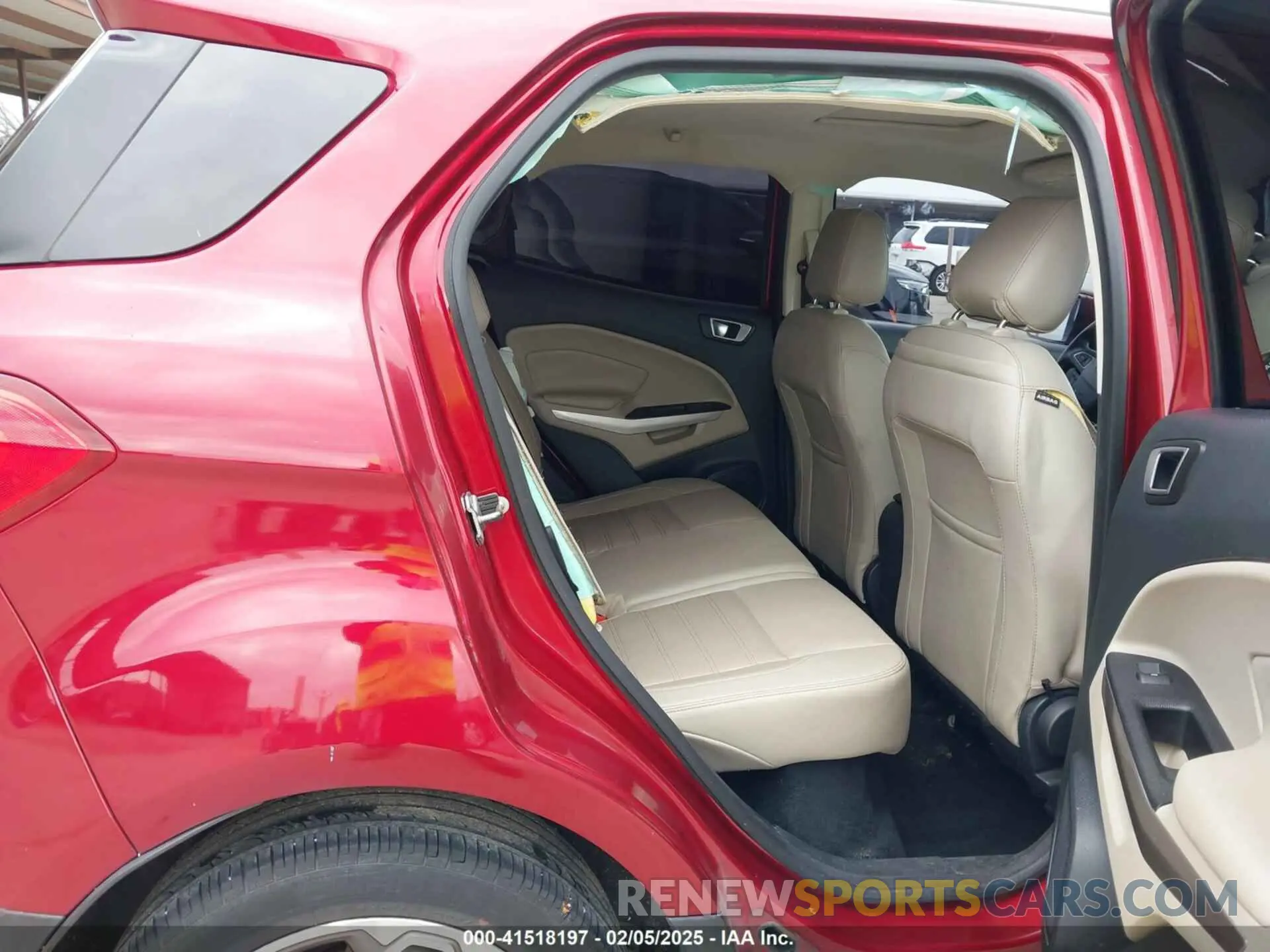 8 Фотография поврежденного автомобиля MAJ3S2KE1KC292518 FORD ECOSPORT 2019