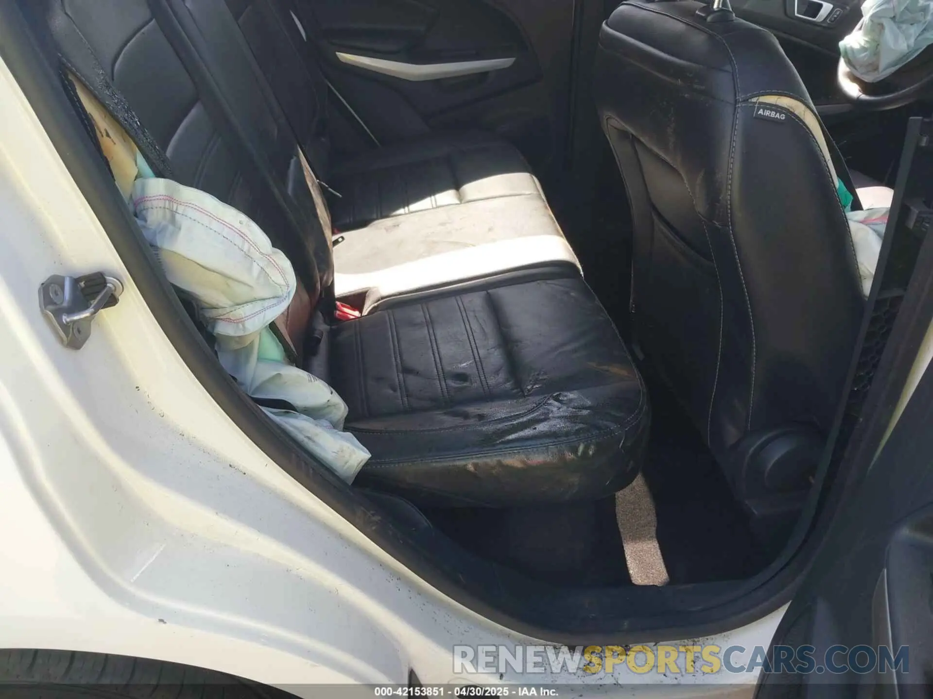 8 Фотография поврежденного автомобиля MAJ3S2KE4KC276734 FORD ECOSPORT 2019