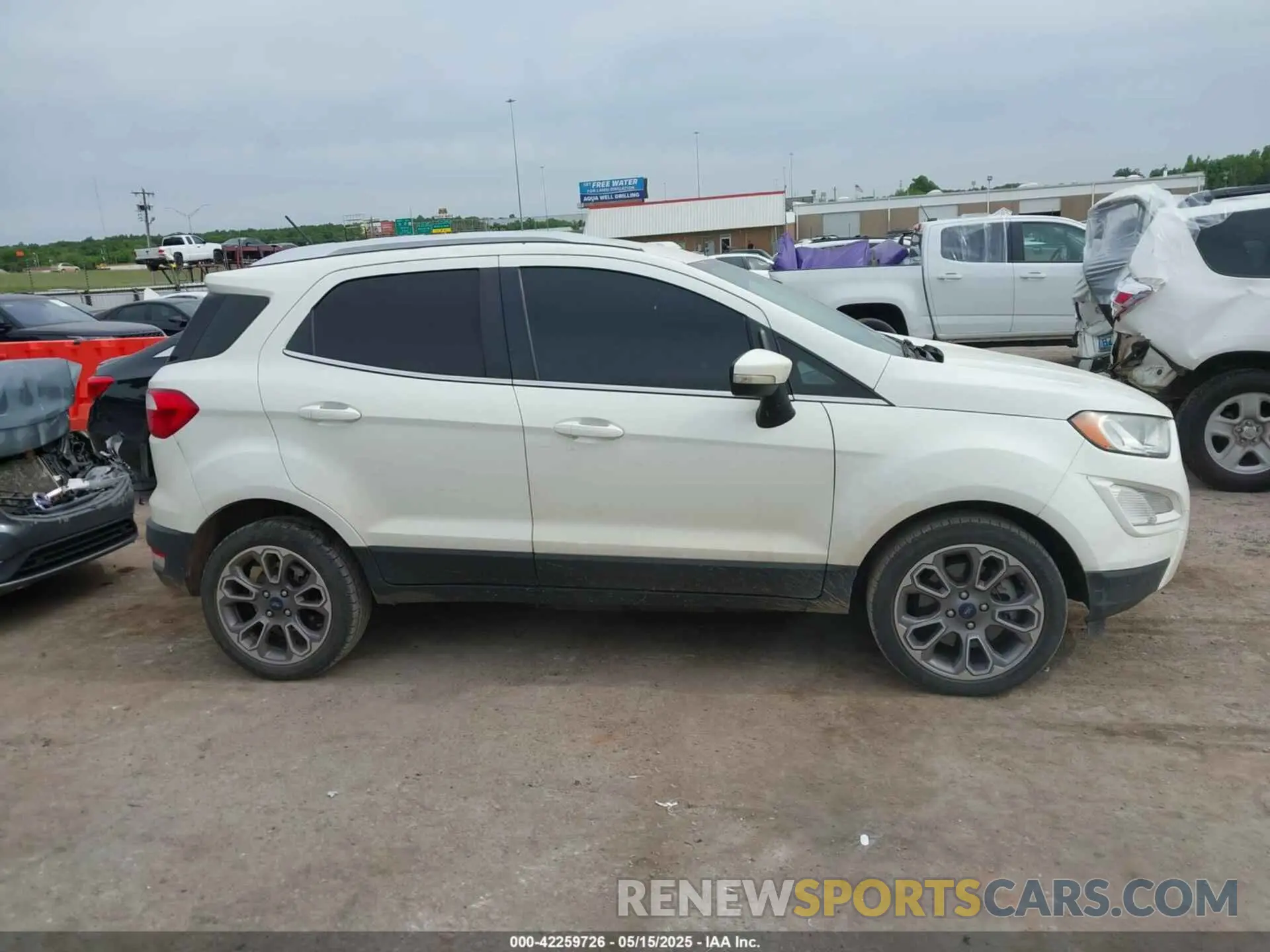 13 Фотография поврежденного автомобиля MAJ3S2KE7KC275061 FORD ECOSPORT 2019
