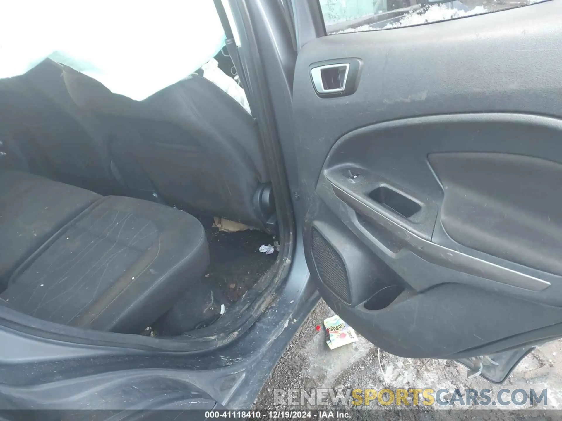 8 Photograph of a damaged car MAJ6S3GL1KC250540 FORD ECOSPORT 2019