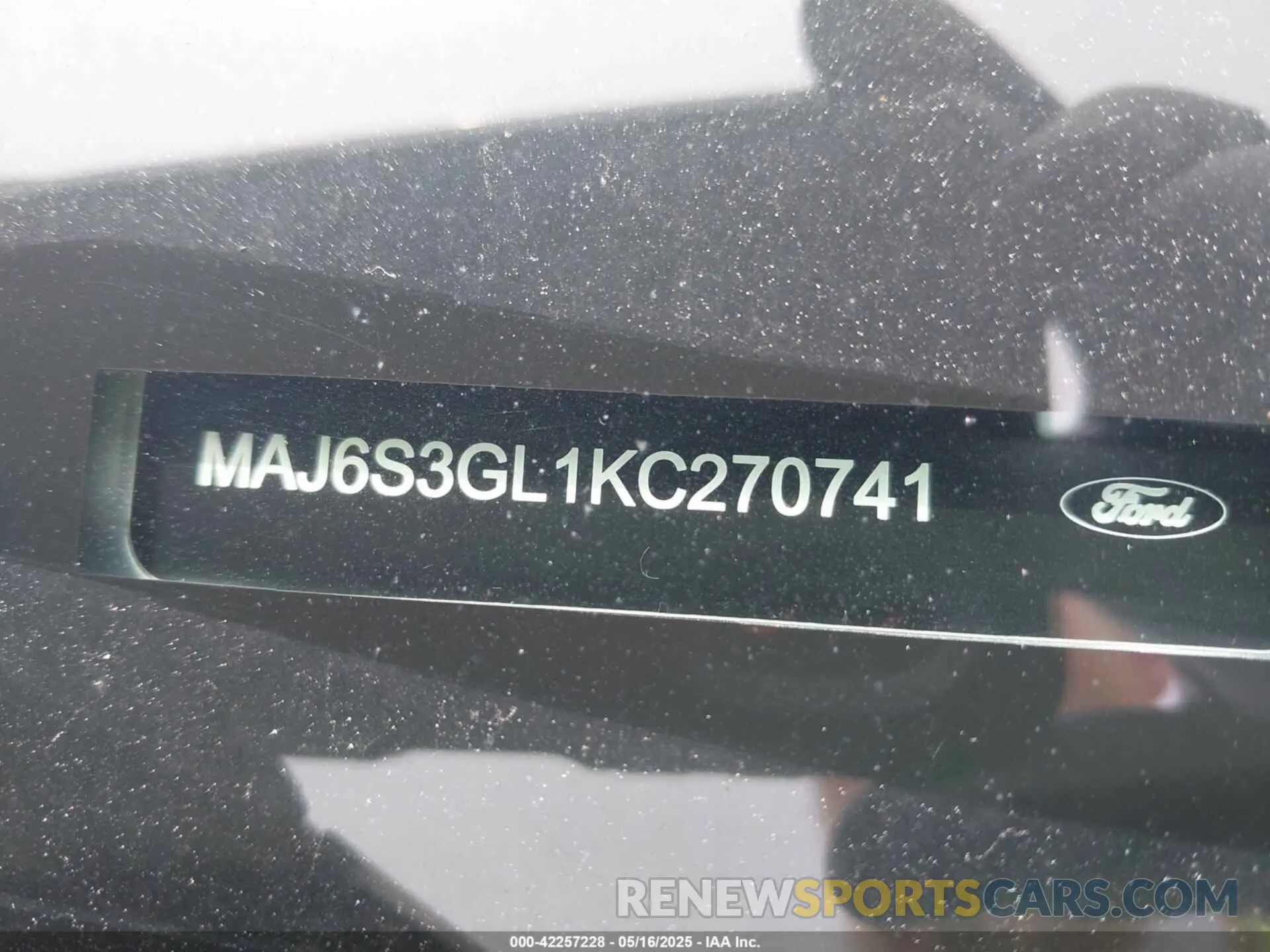 17 Photograph of a damaged car MAJ6S3GL1KC270741 FORD ECOSPORT 2019