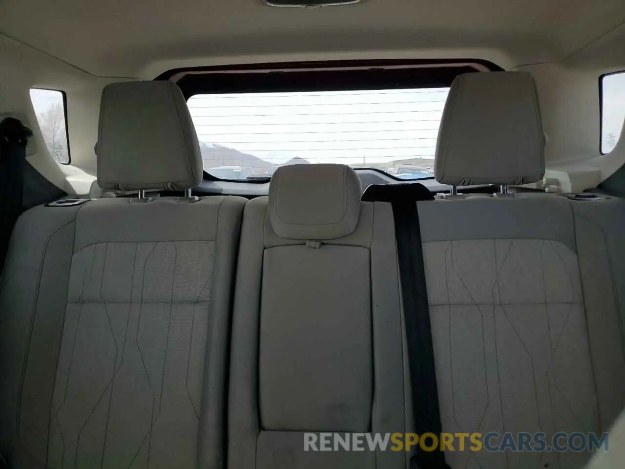 10 Photograph of a damaged car MAJ6S3GL2KC290660 FORD ECOSPORT 2019