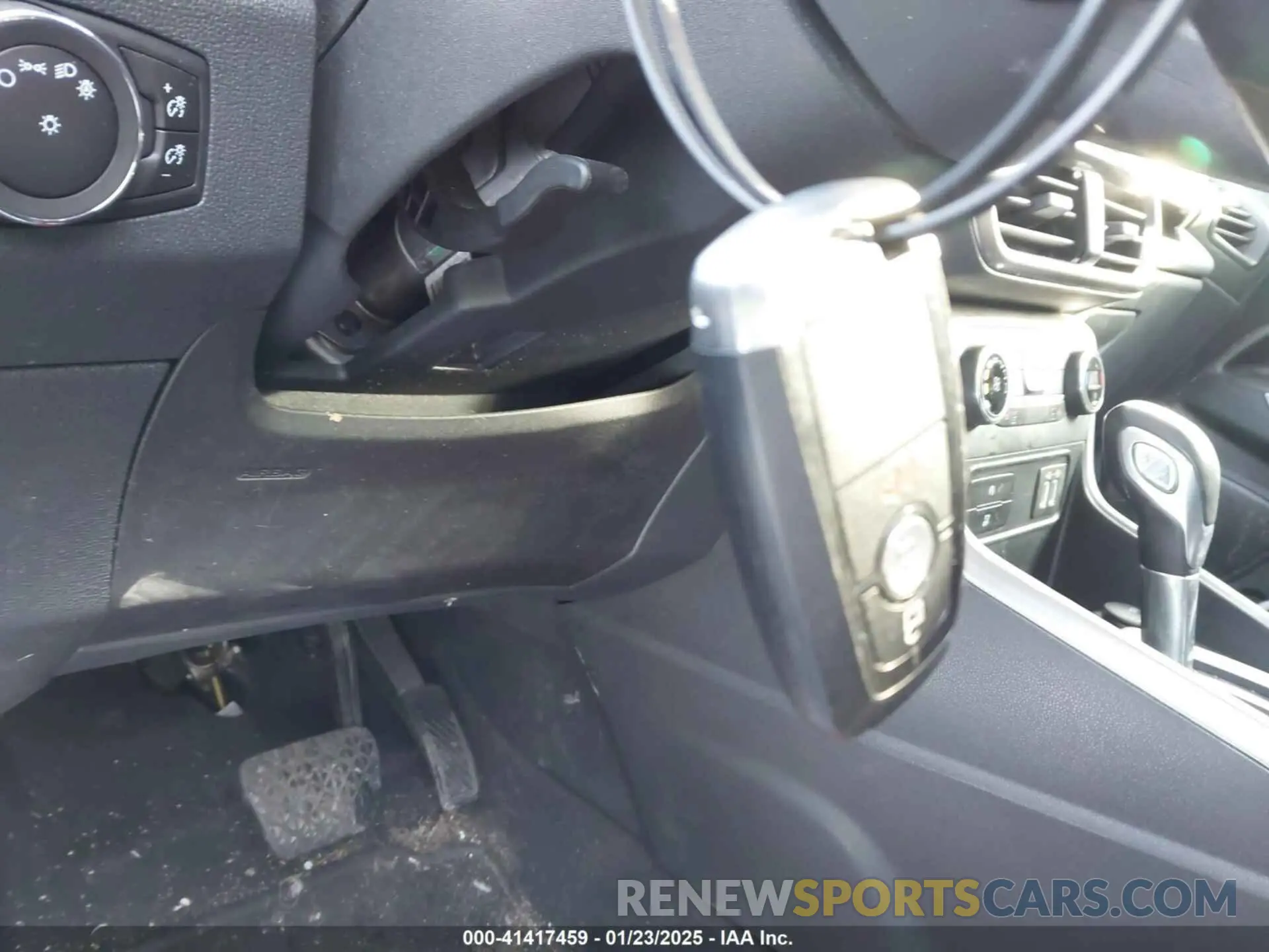 11 Фотография поврежденного автомобиля MAJ6S3GL2KC296300 FORD ECOSPORT 2019