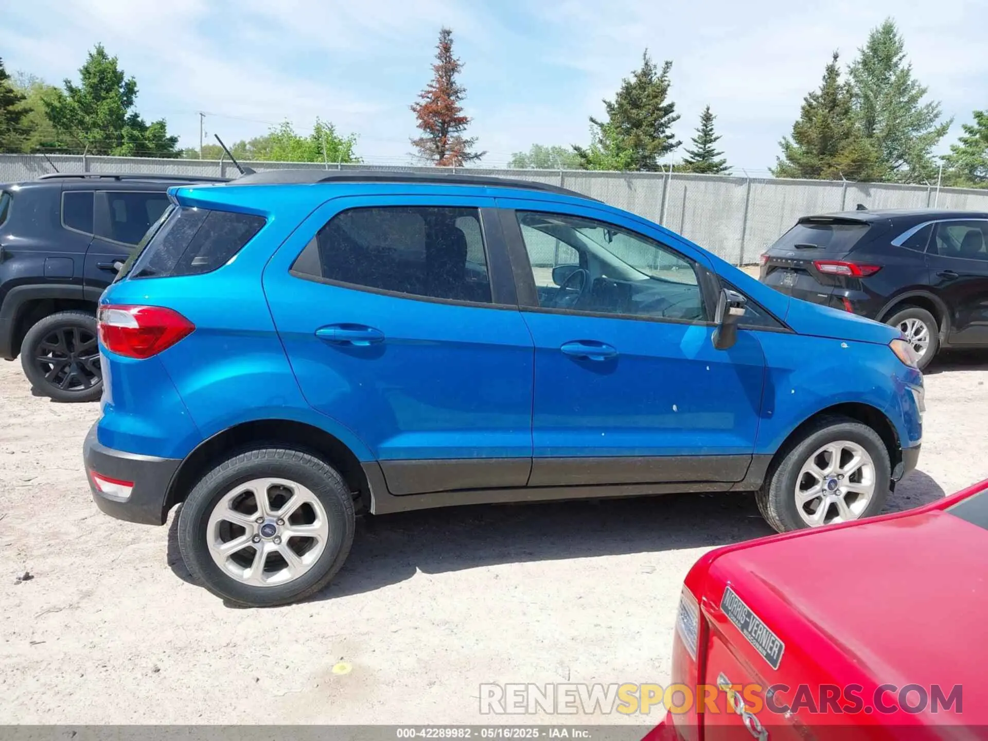 13 Фотография поврежденного автомобиля MAJ6S3GL5KC276378 FORD ECOSPORT 2019