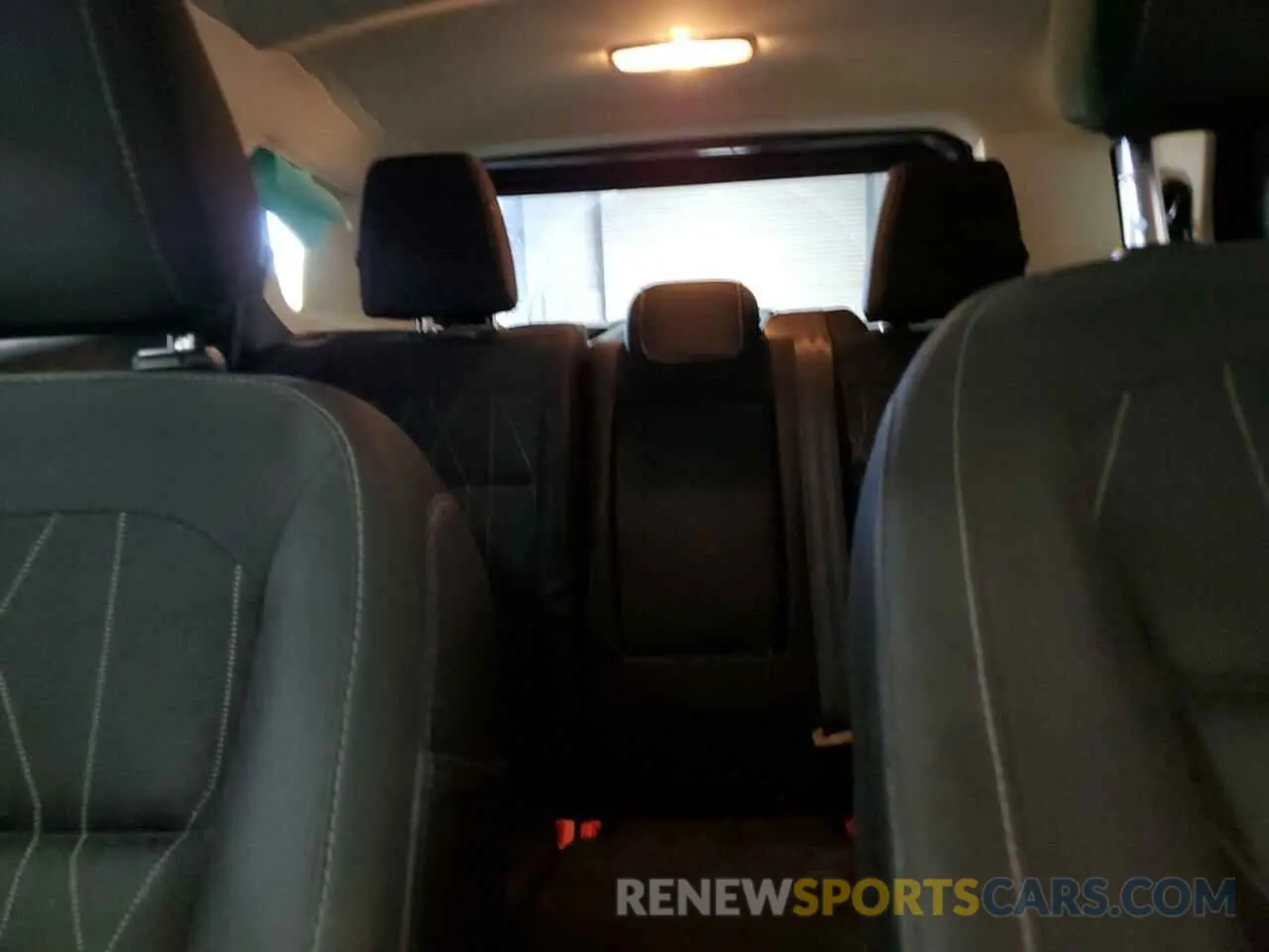 10 Фотография поврежденного автомобиля MAJ6S3GL6KC277863 FORD ECOSPORT 2019