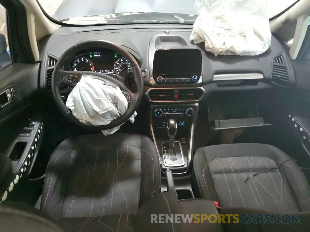 8 Фотография поврежденного автомобиля MAJ6S3GL6KC277863 FORD ECOSPORT 2019