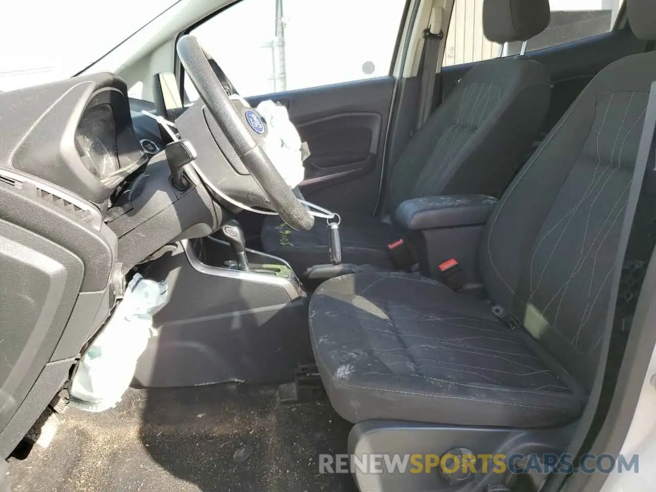 7 Фотография поврежденного автомобиля MAJ6S3GL7KC266936 FORD ECOSPORT 2019
