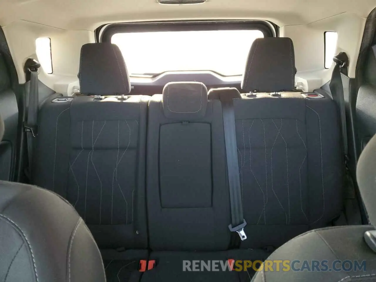10 Photograph of a damaged car MAJ6S3GL9KC269157 FORD ECOSPORT 2019