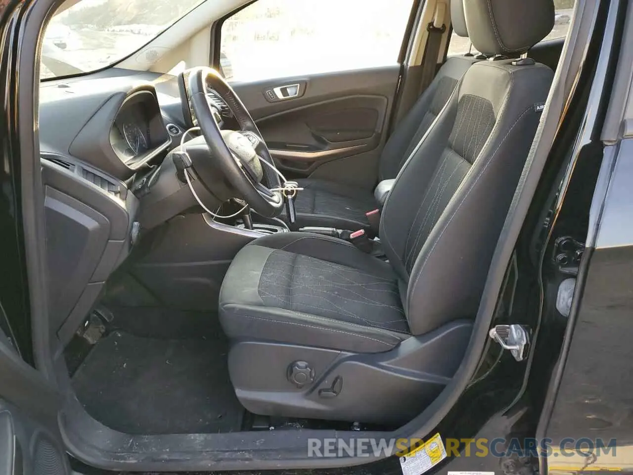 7 Фотография поврежденного автомобиля MAJ6S3GLXKC274710 FORD ECOSPORT 2019