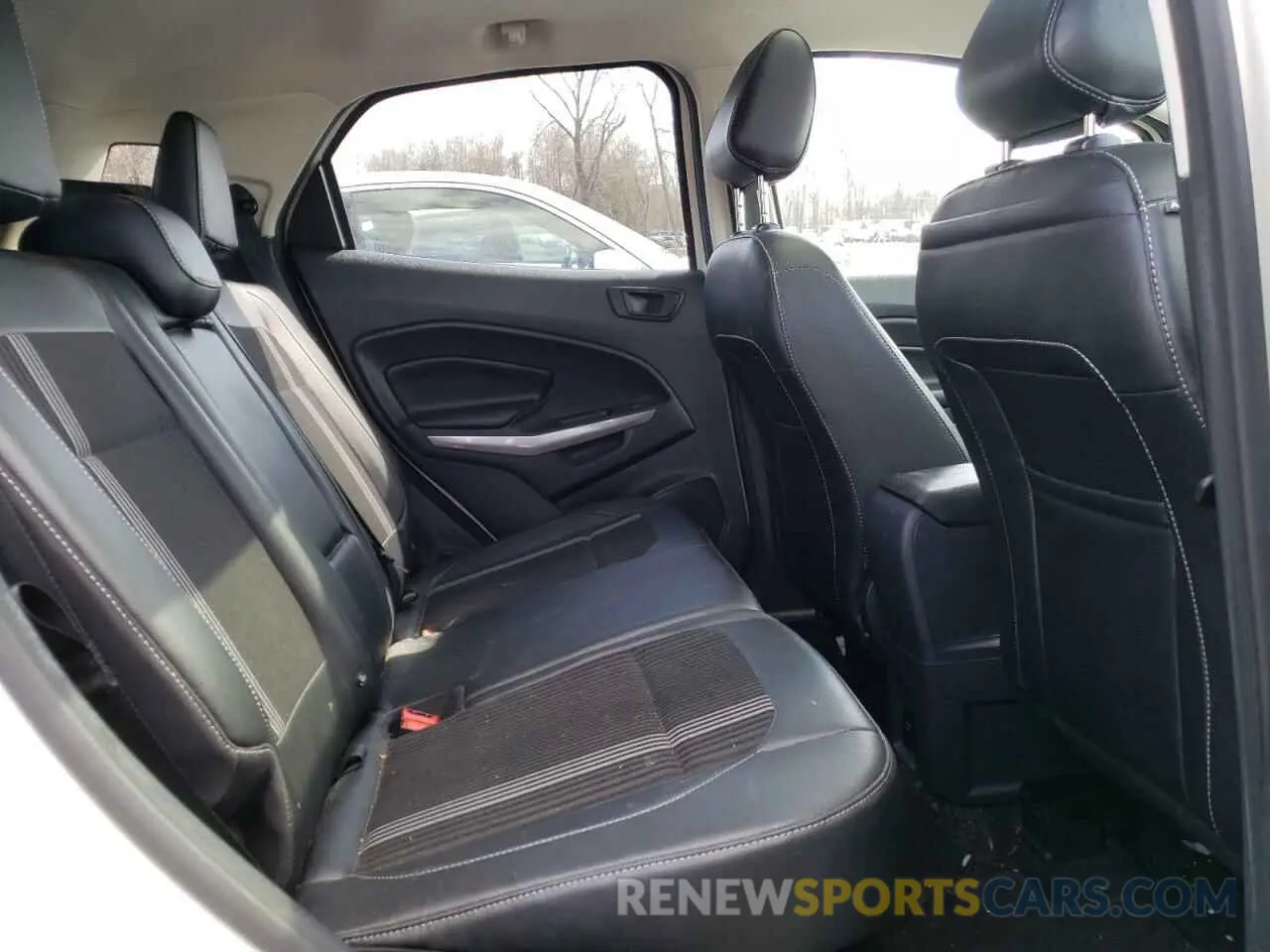 11 Фотография поврежденного автомобиля MAJ6S3JL5KC293626 FORD ECOSPORT 2019