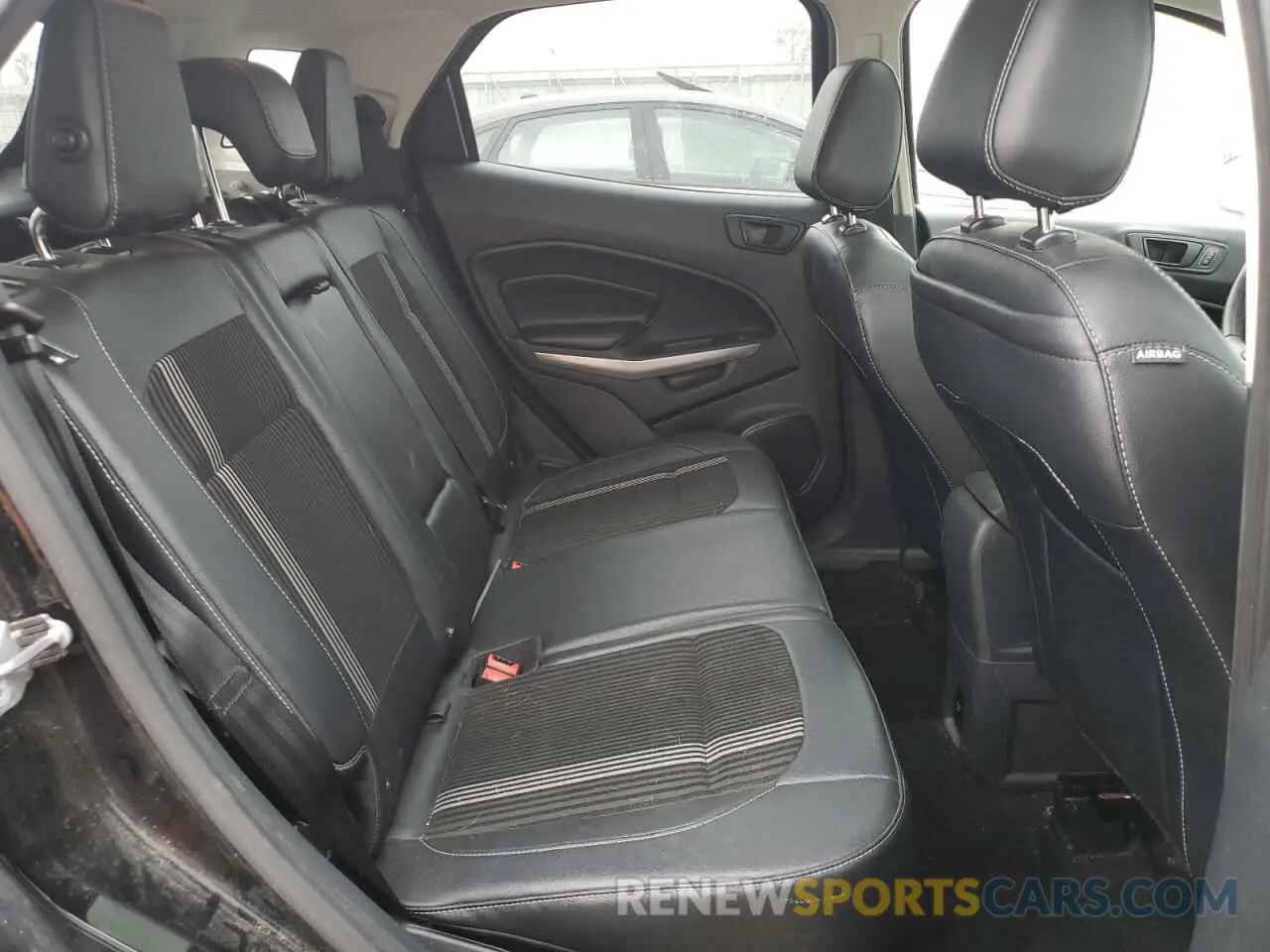 10 Фотография поврежденного автомобиля MAJ6S3JL9KC296531 FORD ECOSPORT 2019