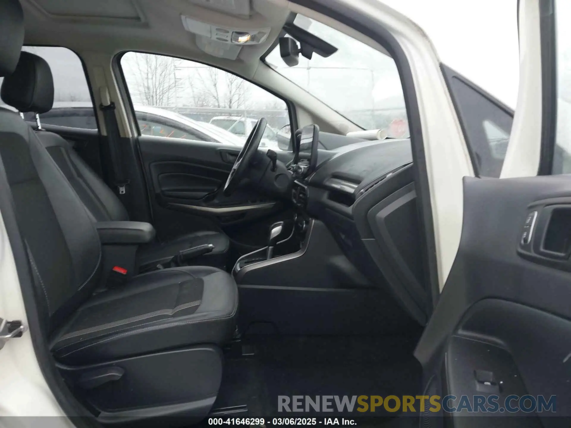 5 Фотография поврежденного автомобиля MAJ6S3JLXKC294139 FORD ECOSPORT 2019