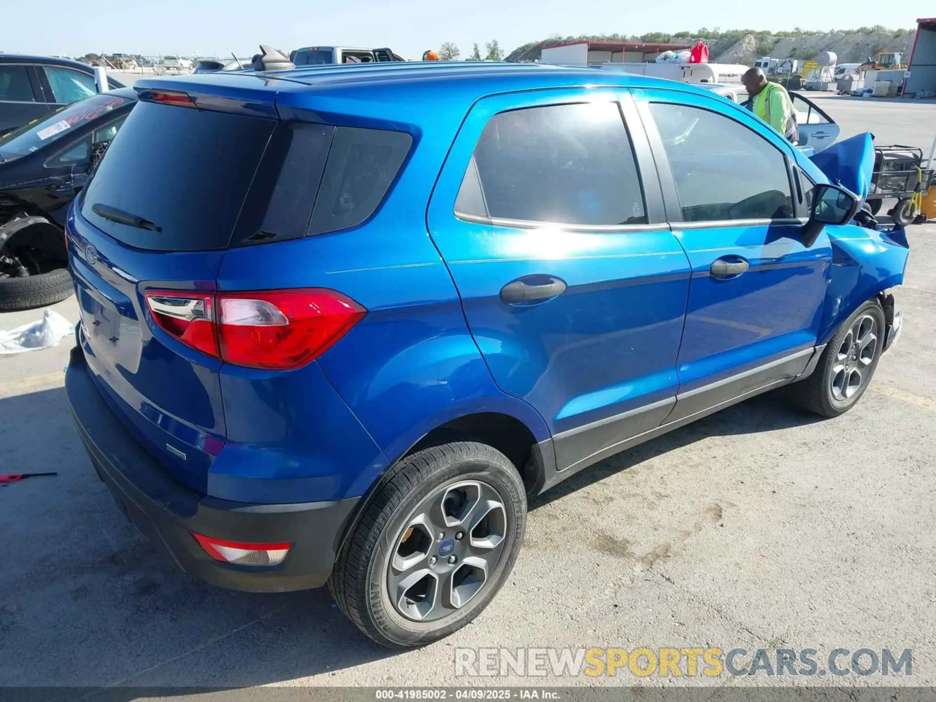 4 Фотография поврежденного автомобиля MAJ3S2FE1LC363065 FORD ECOSPORT 2020