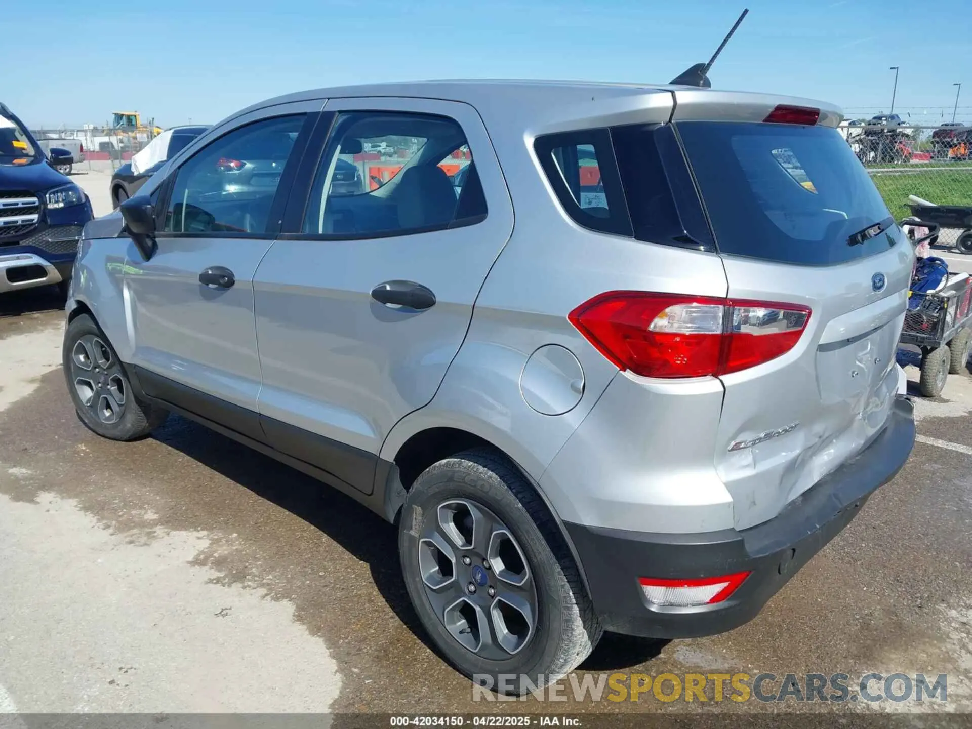 3 Фотография поврежденного автомобиля MAJ3S2FE4LC385013 FORD ECOSPORT 2020